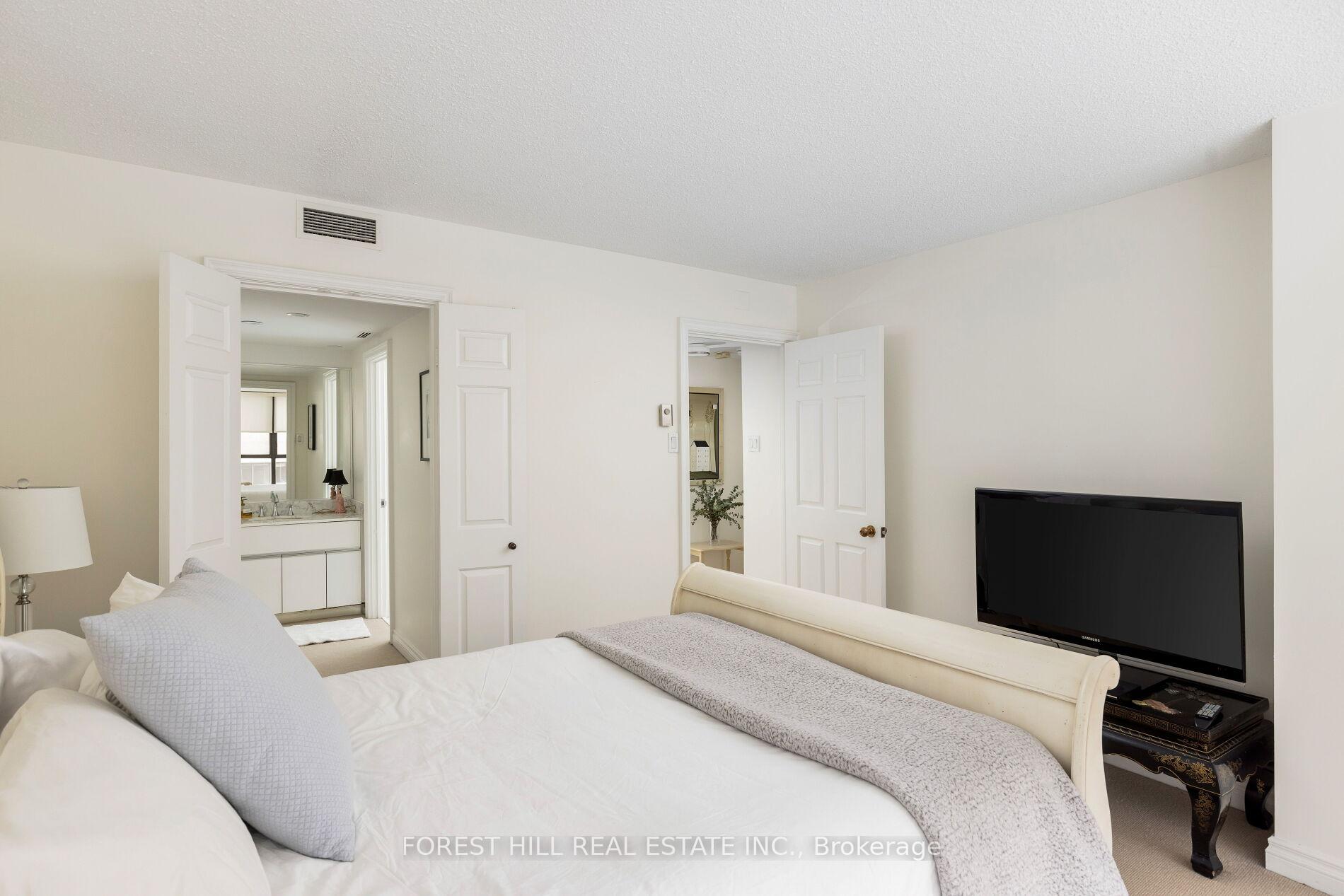 164 Cumberland Street 505, Toronto C02 Unit: 505