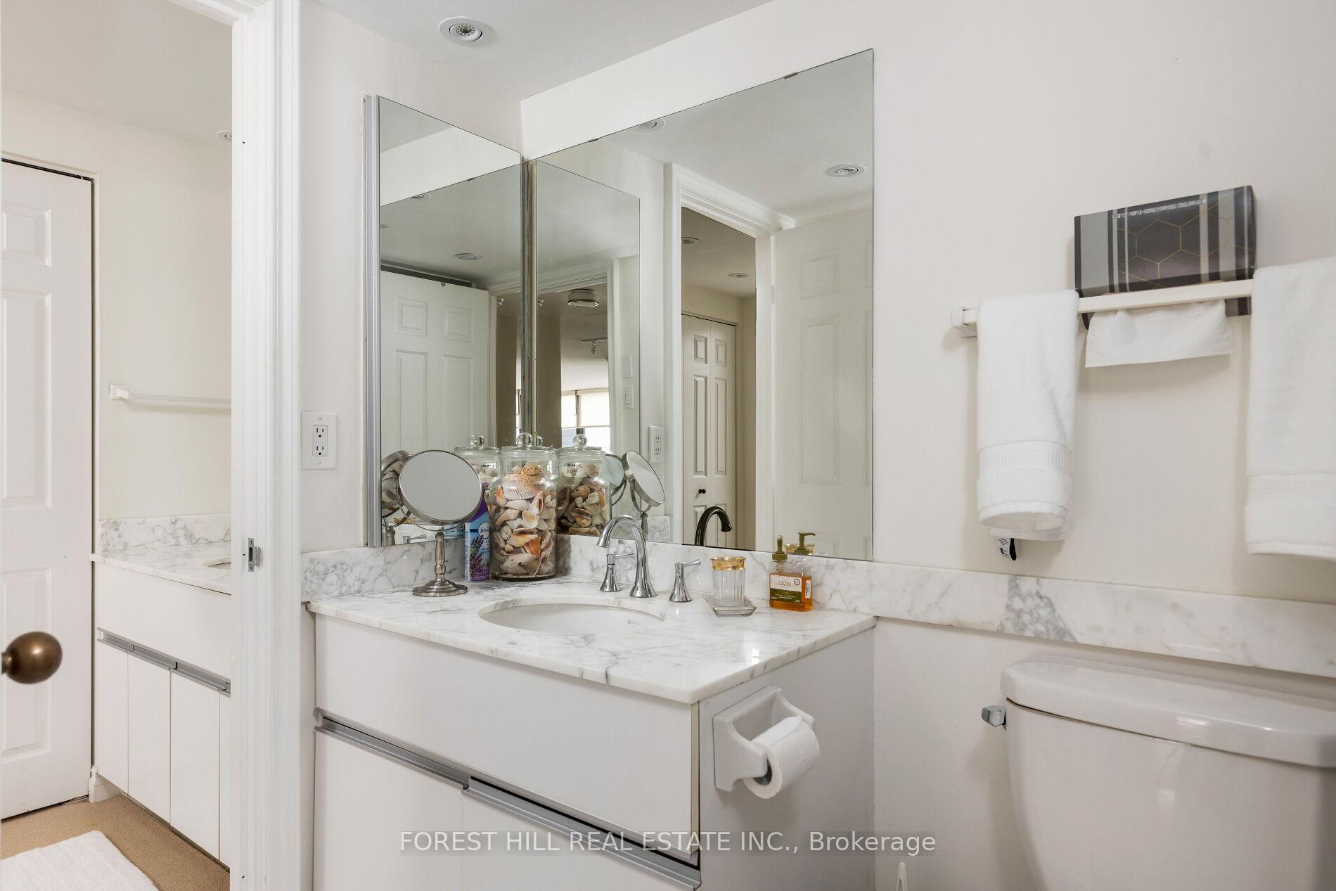 164 Cumberland Street 505, Toronto C02 Unit: 505