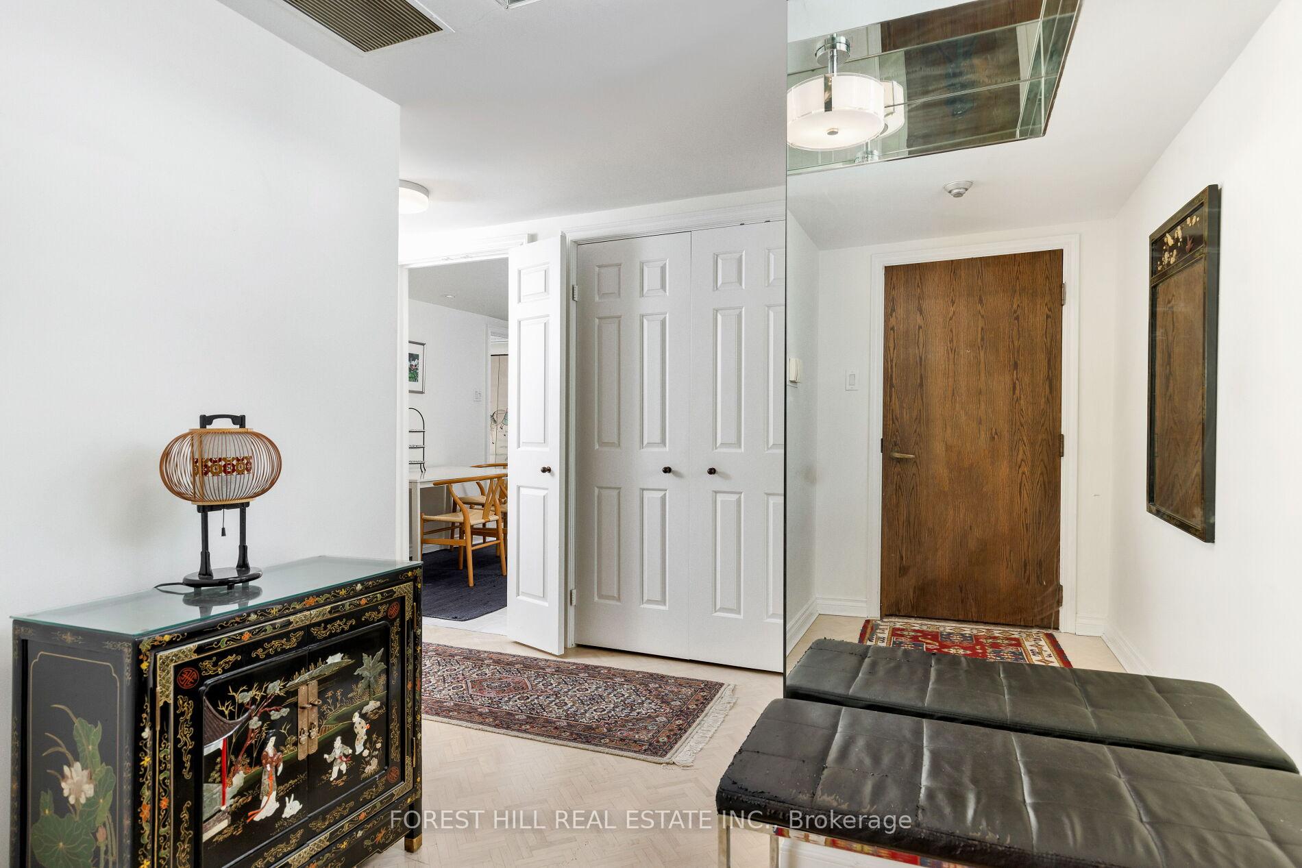 164 Cumberland Street 505, Toronto C02 Unit: 505
