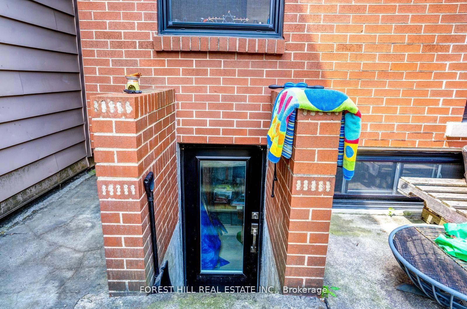 139 Christie Street, Toronto C02