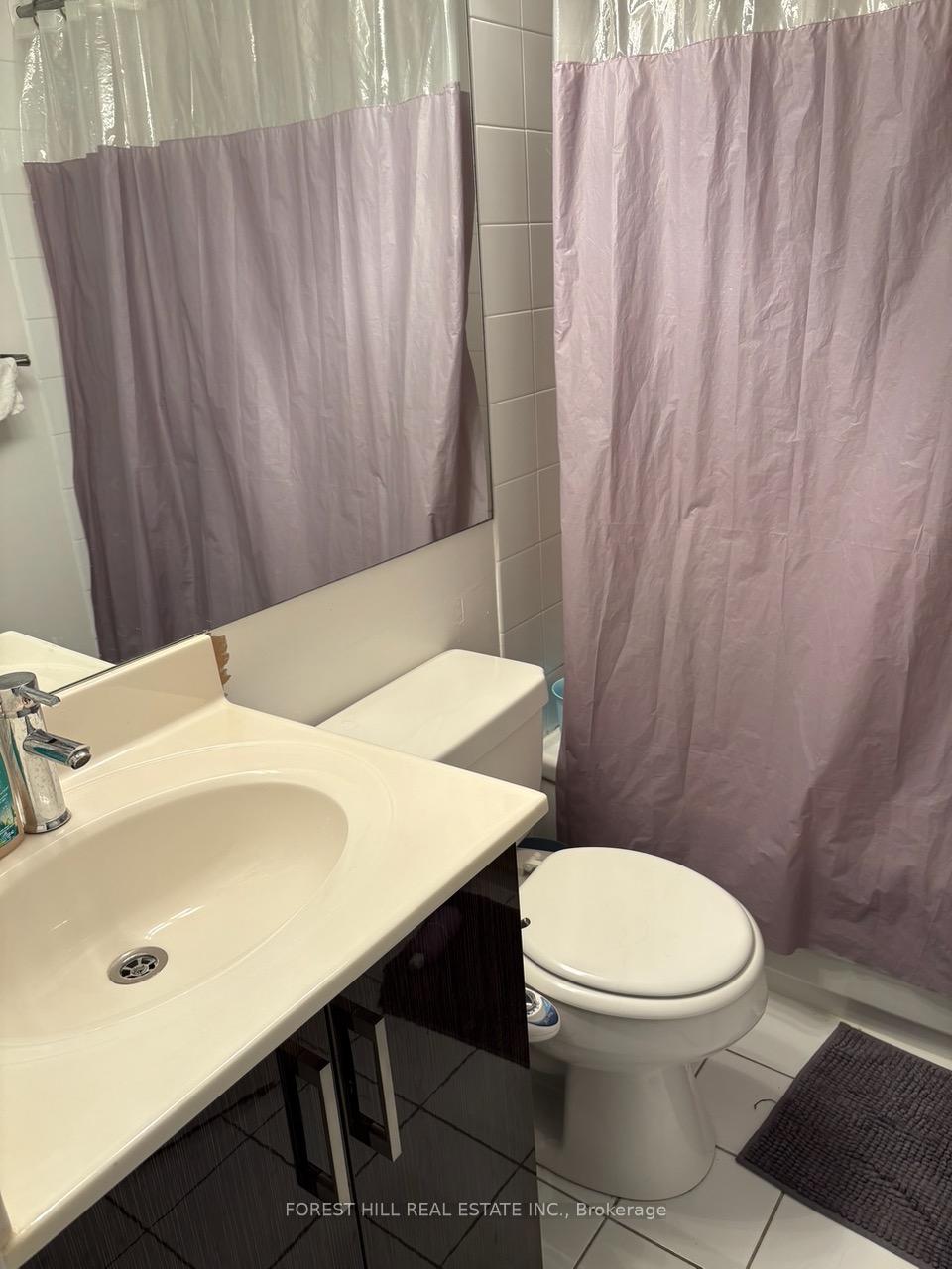 24 Wellesley Street W 909, Toronto C01 Unit: 909