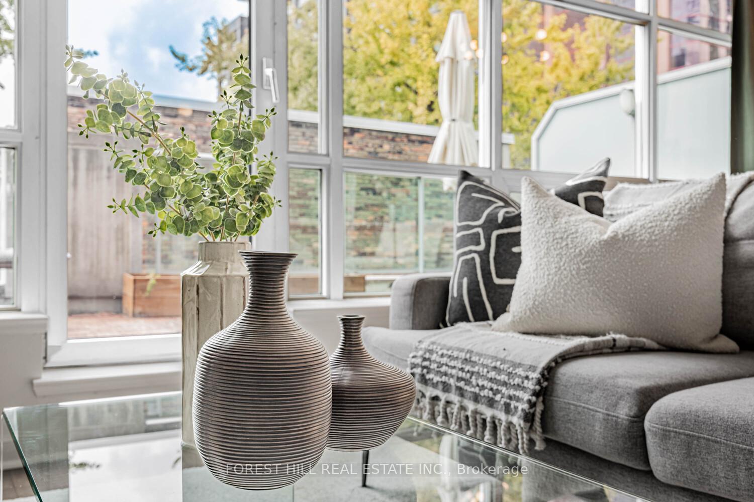 350 Wellington Street W 306, Toronto C01 Unit: 306