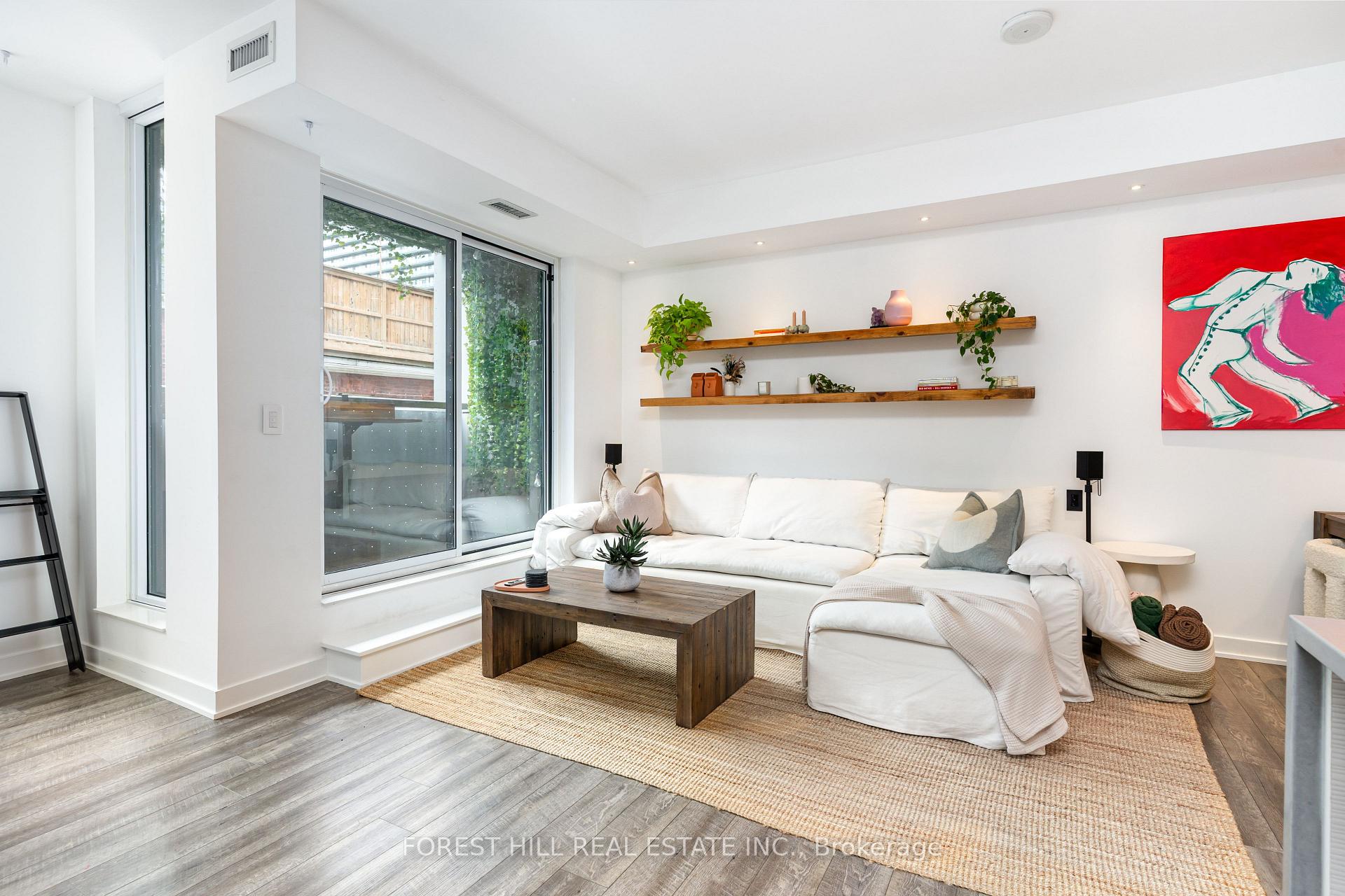 106 Dovercourt Road 220, Toronto C01 Unit: 220