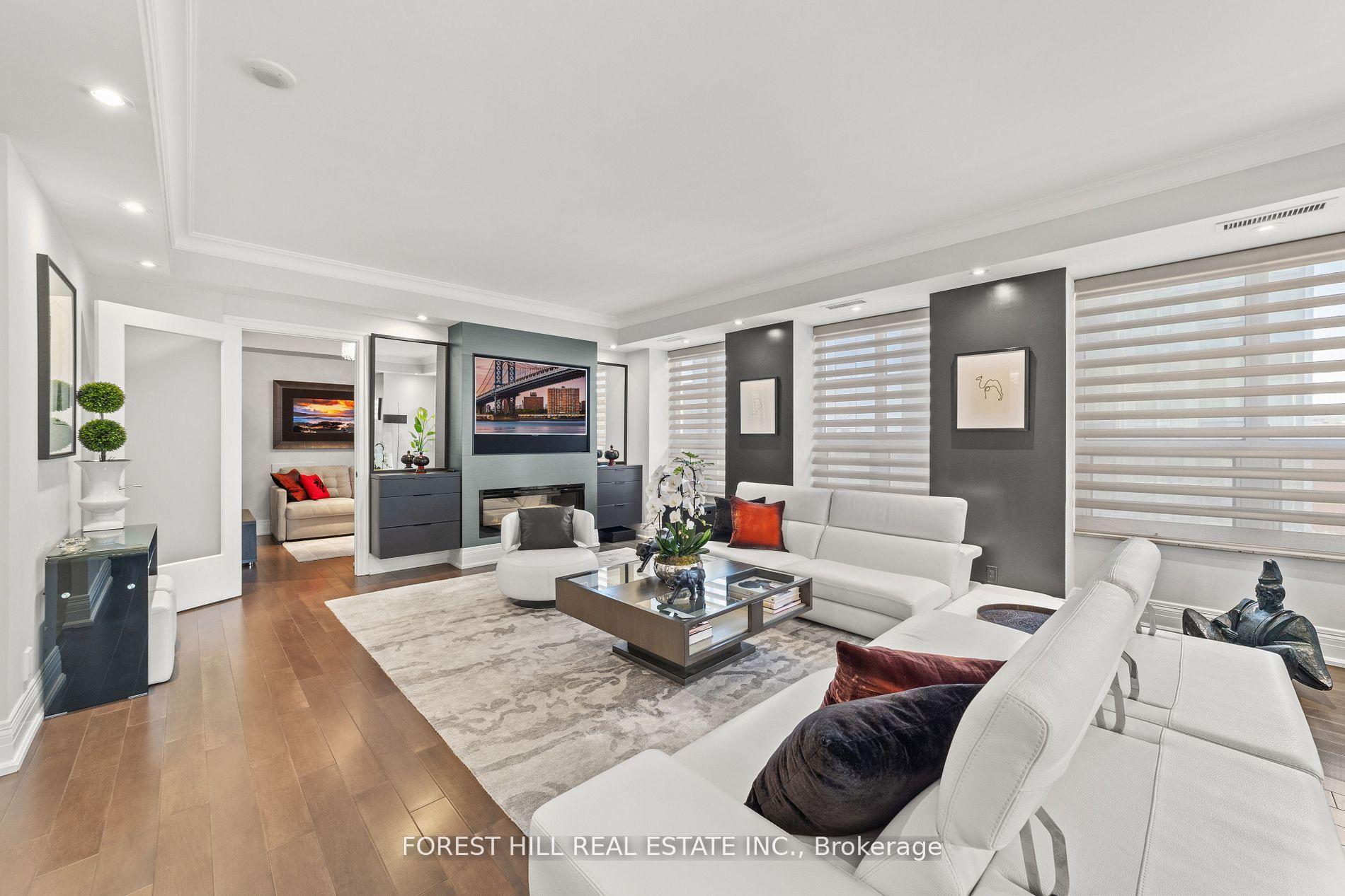 68 Yorkville Avenue 1001, Toronto C02 Unit: 1001