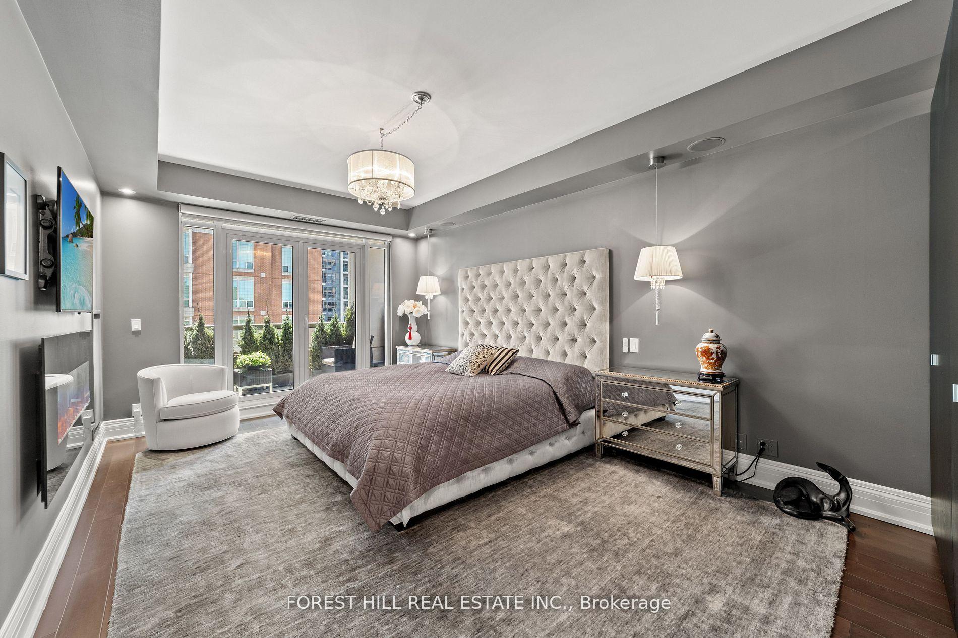 68 Yorkville Avenue 1001, Toronto C02 Unit: 1001