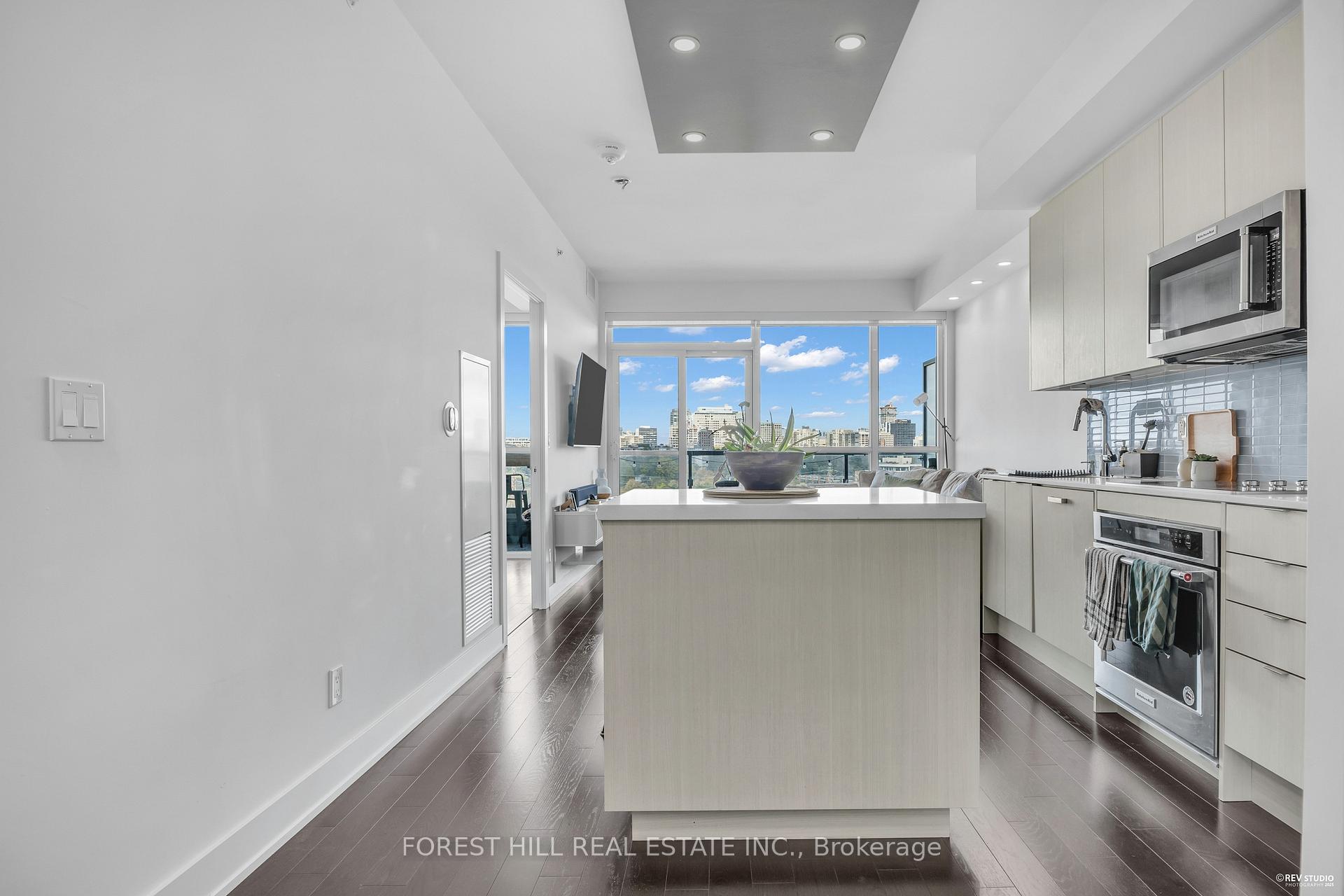 181 Bedford Road 1403, Toronto C02 Unit: 1403