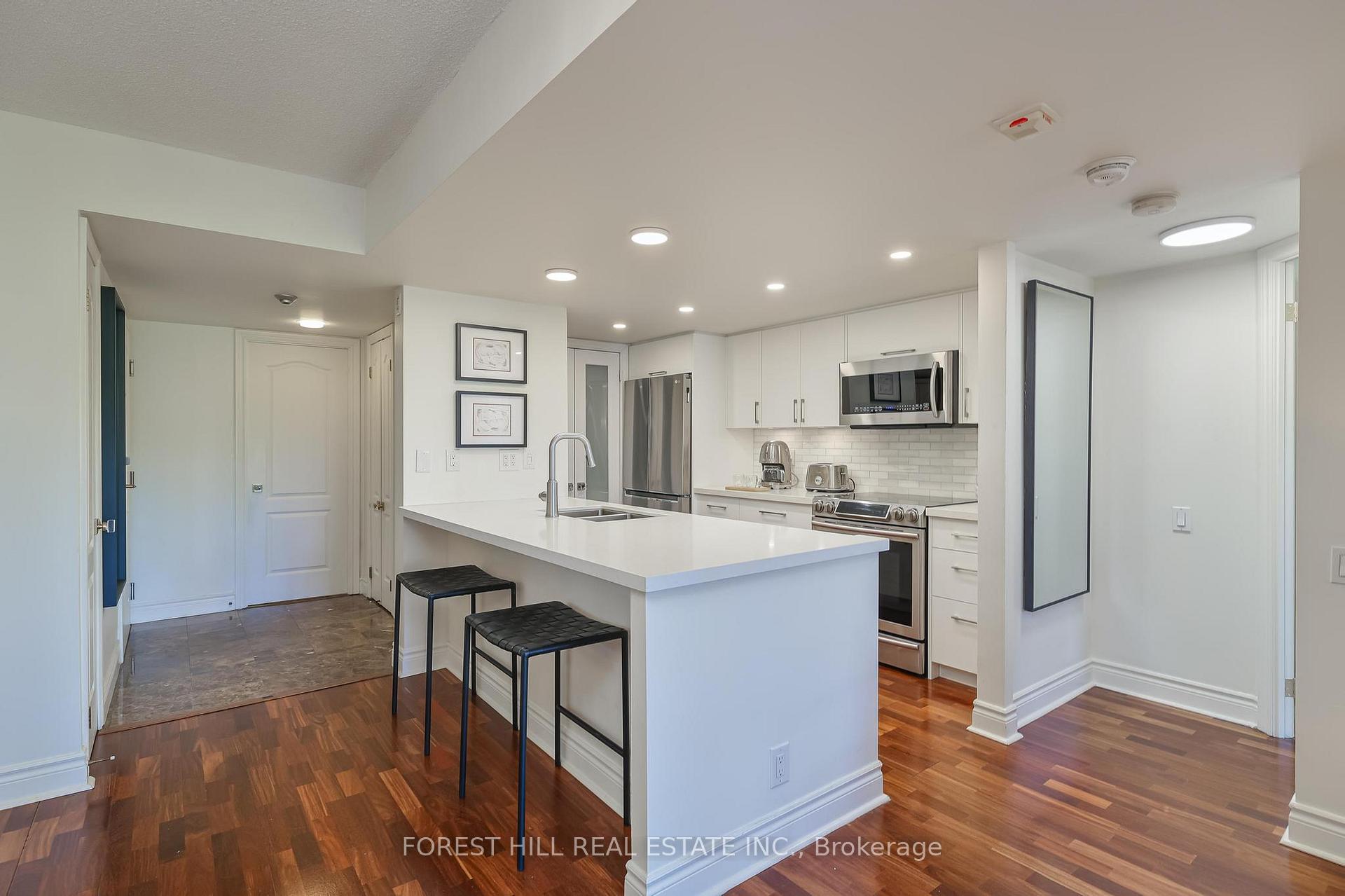 2 Alexandra Boulevard 407, Toronto C04 Unit: 407