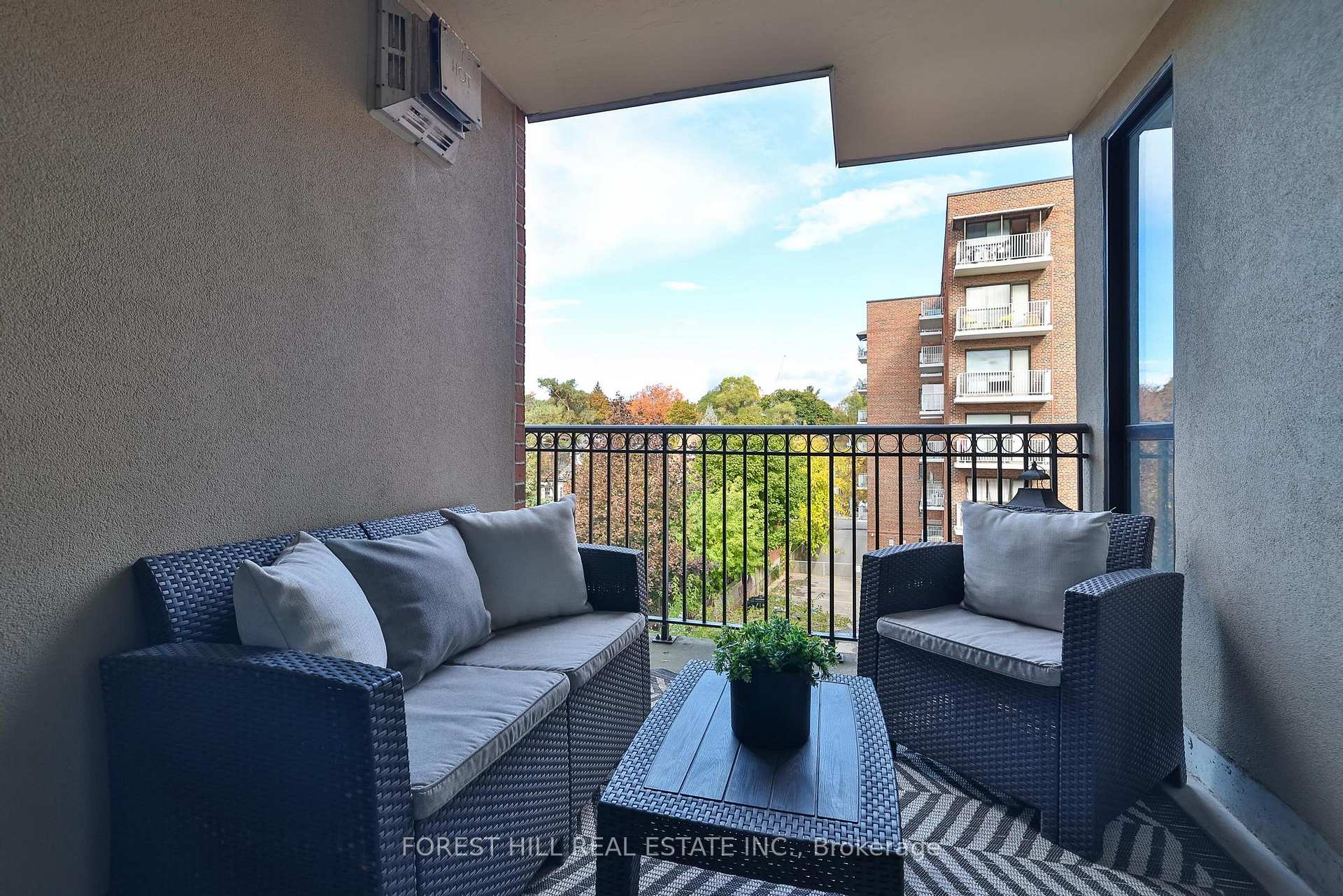 2 Alexandra Boulevard 407, Toronto C04 Unit: 407