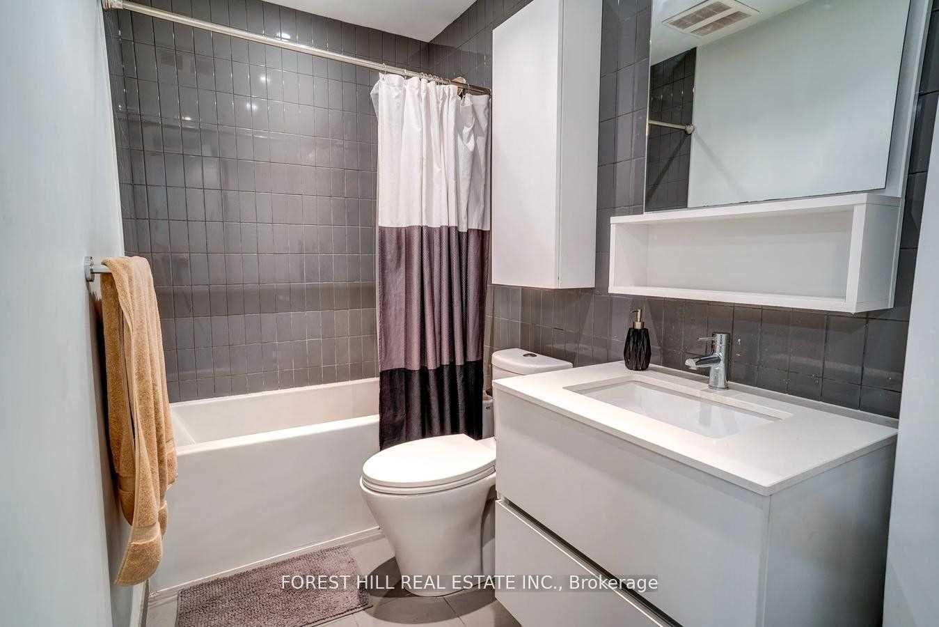 377 Madison Avenue 426