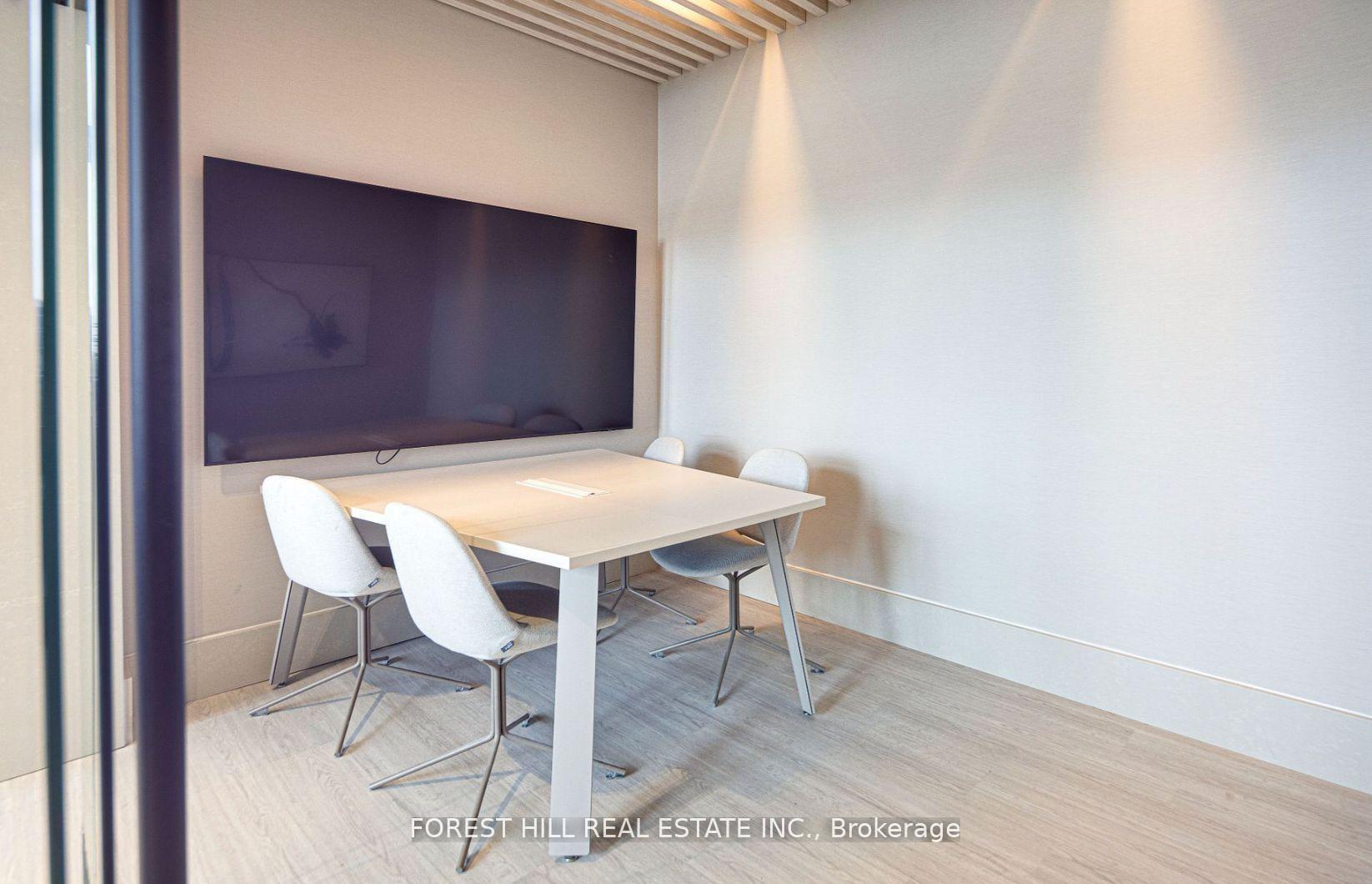 2020 Bathurst Street 1615