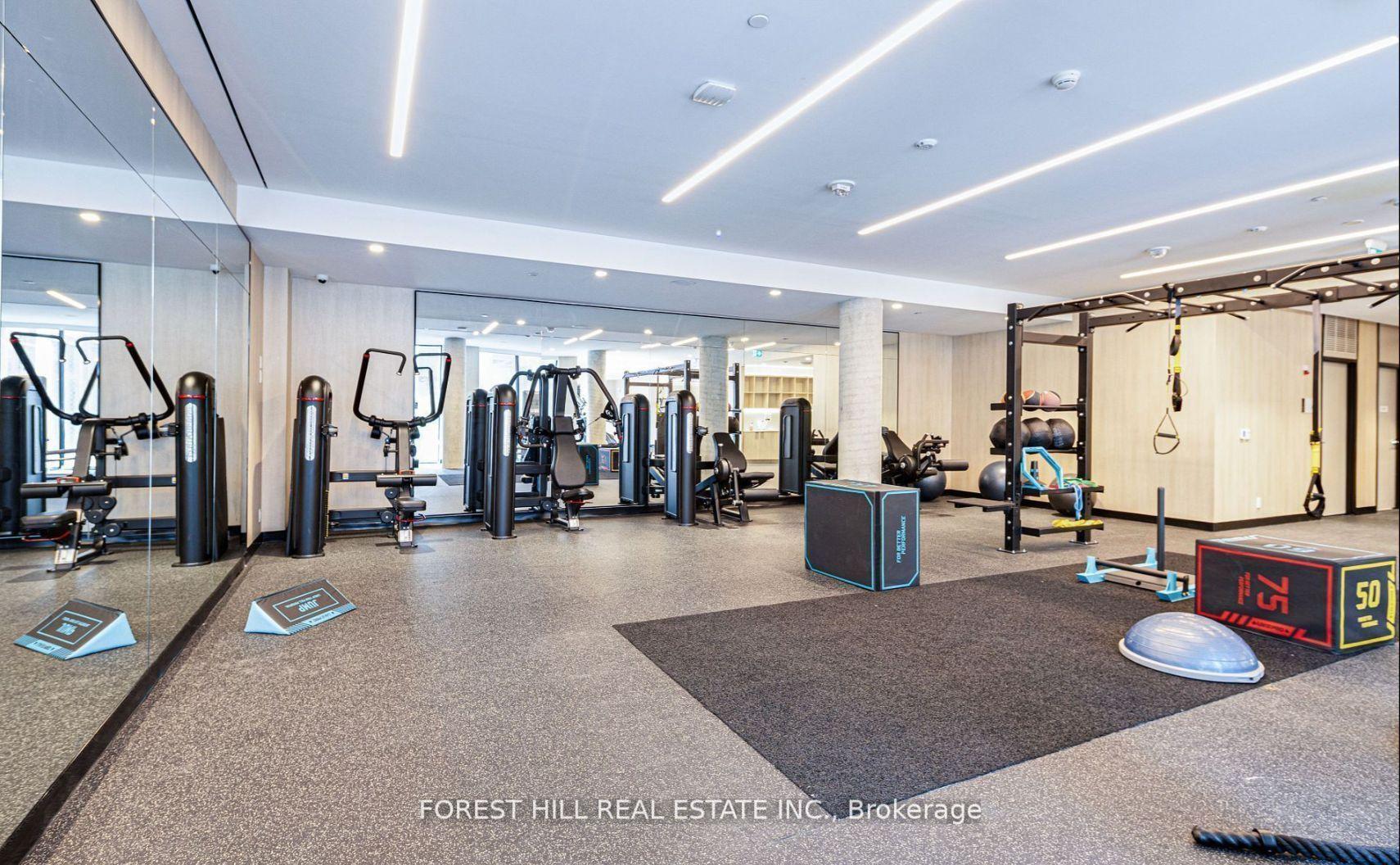 2020 Bathurst Street 1615