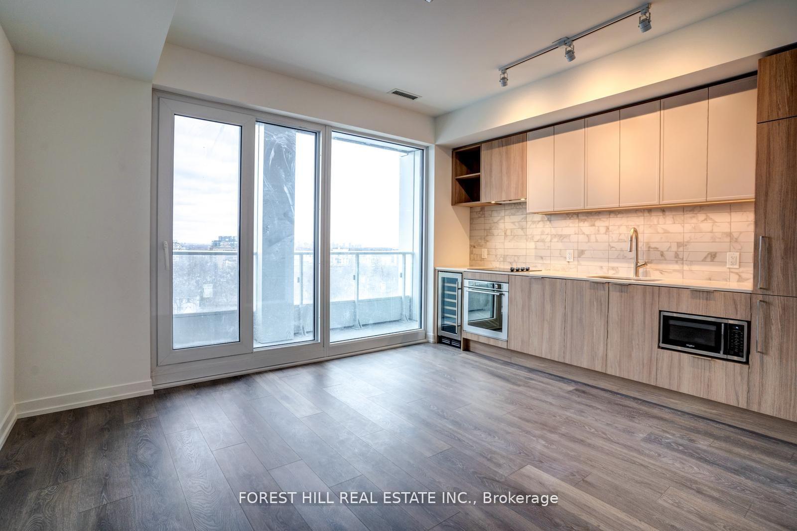 2020 Bathurst Street 1615
