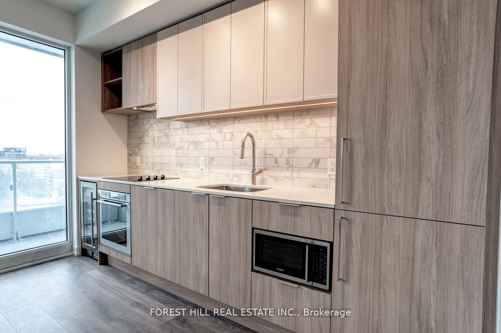 2020 Bathurst Street 1615