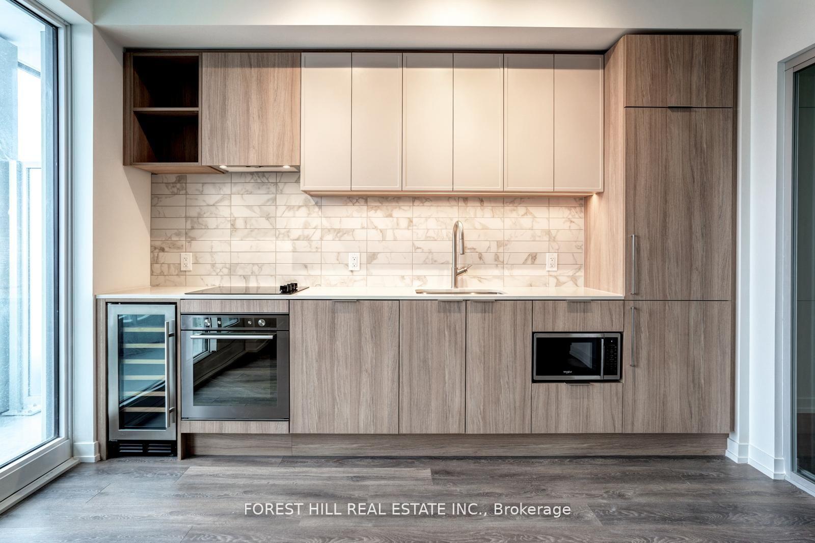 2020 Bathurst Street 1615