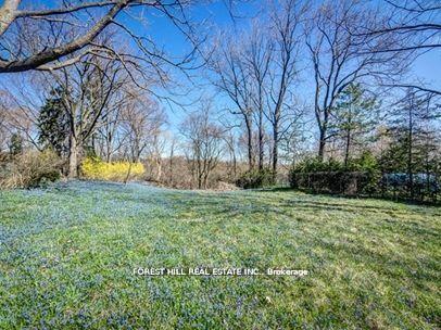 132 Blythwood Road W