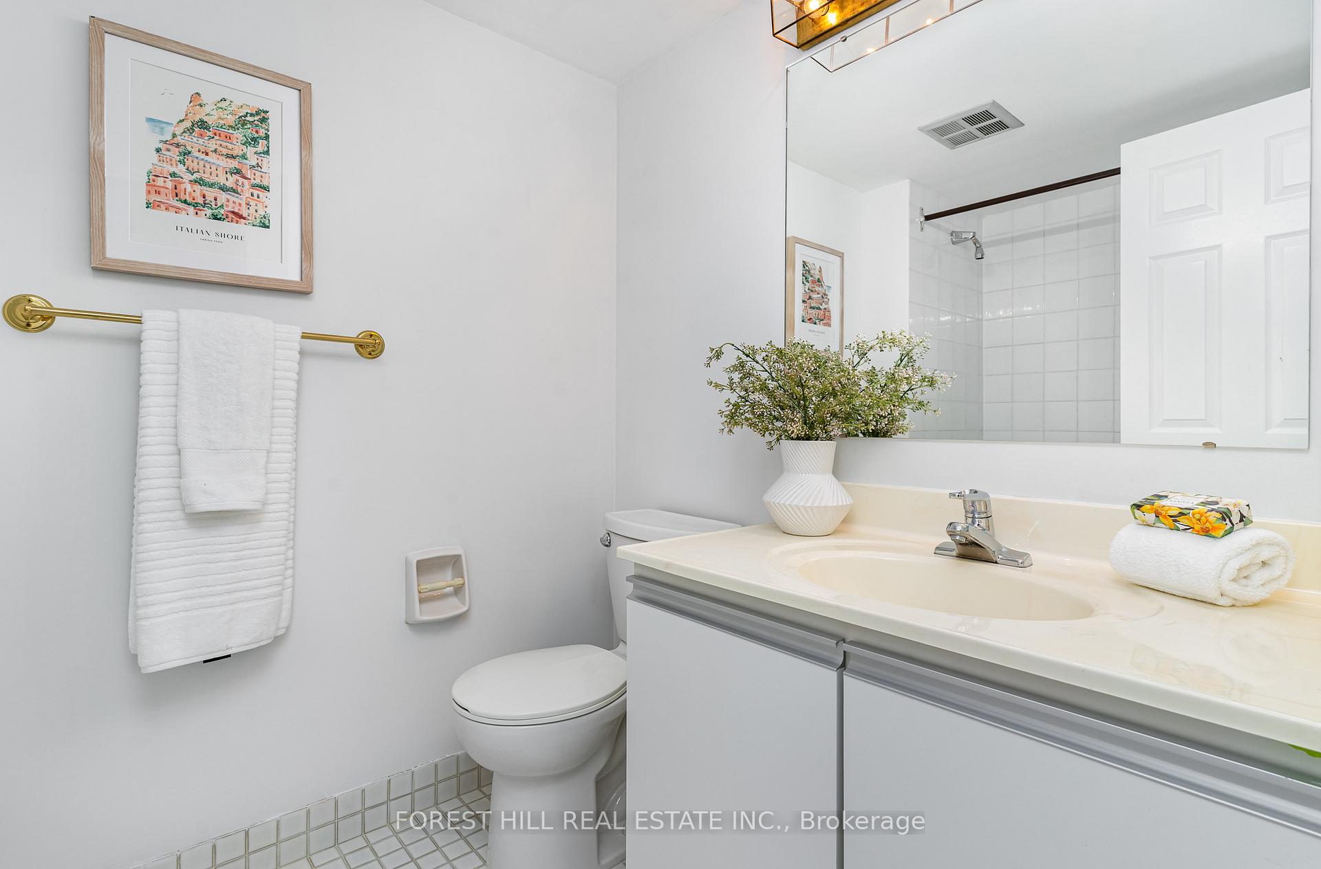 3 Concorde Place 2004