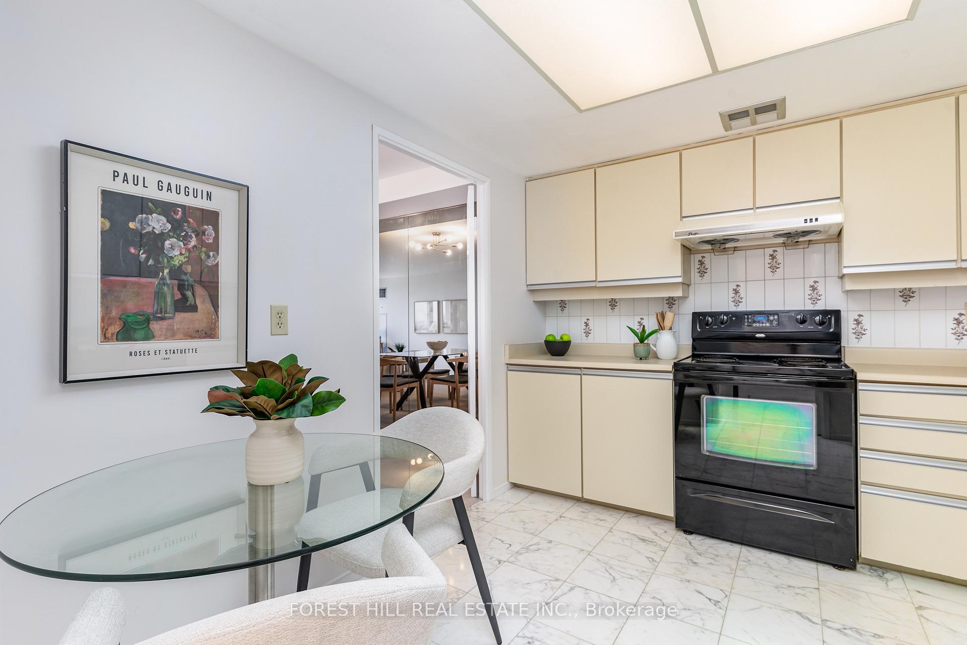 3 Concorde Place 2004