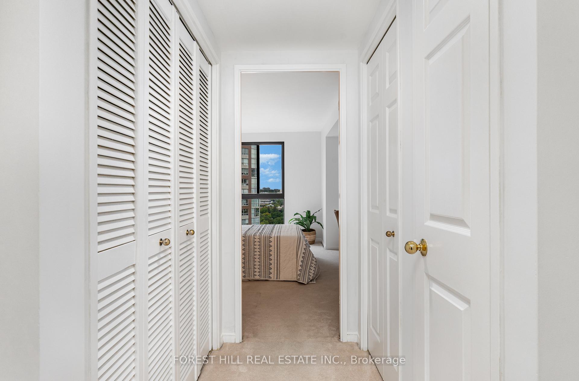 3 Concorde Place 2004