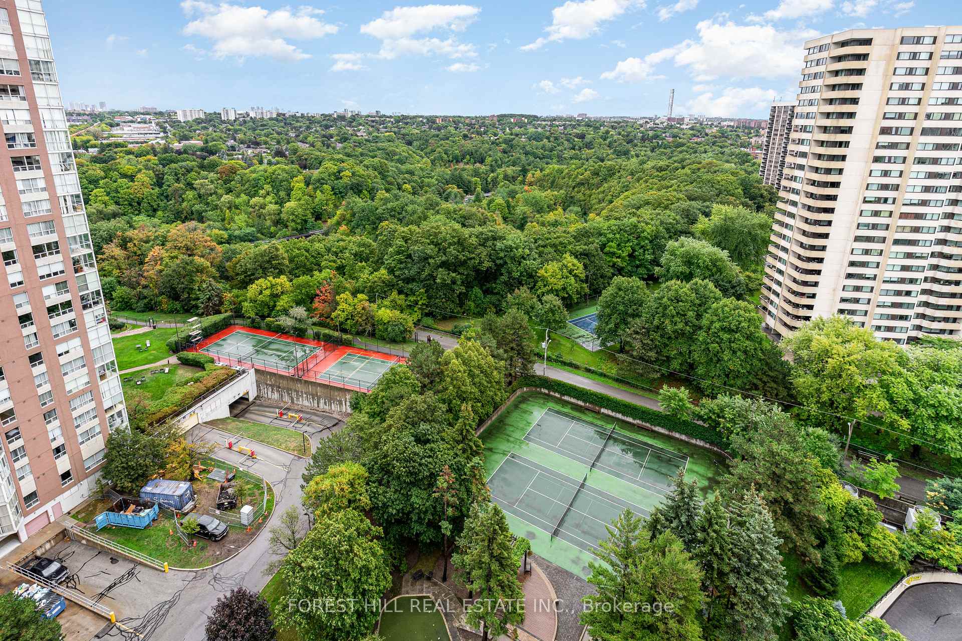 3 Concorde Place 2004