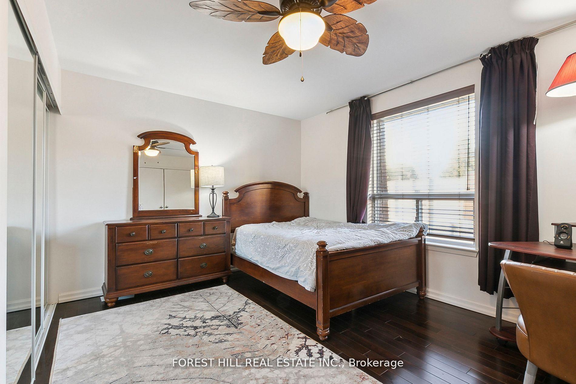 86 Village Greenway N/A