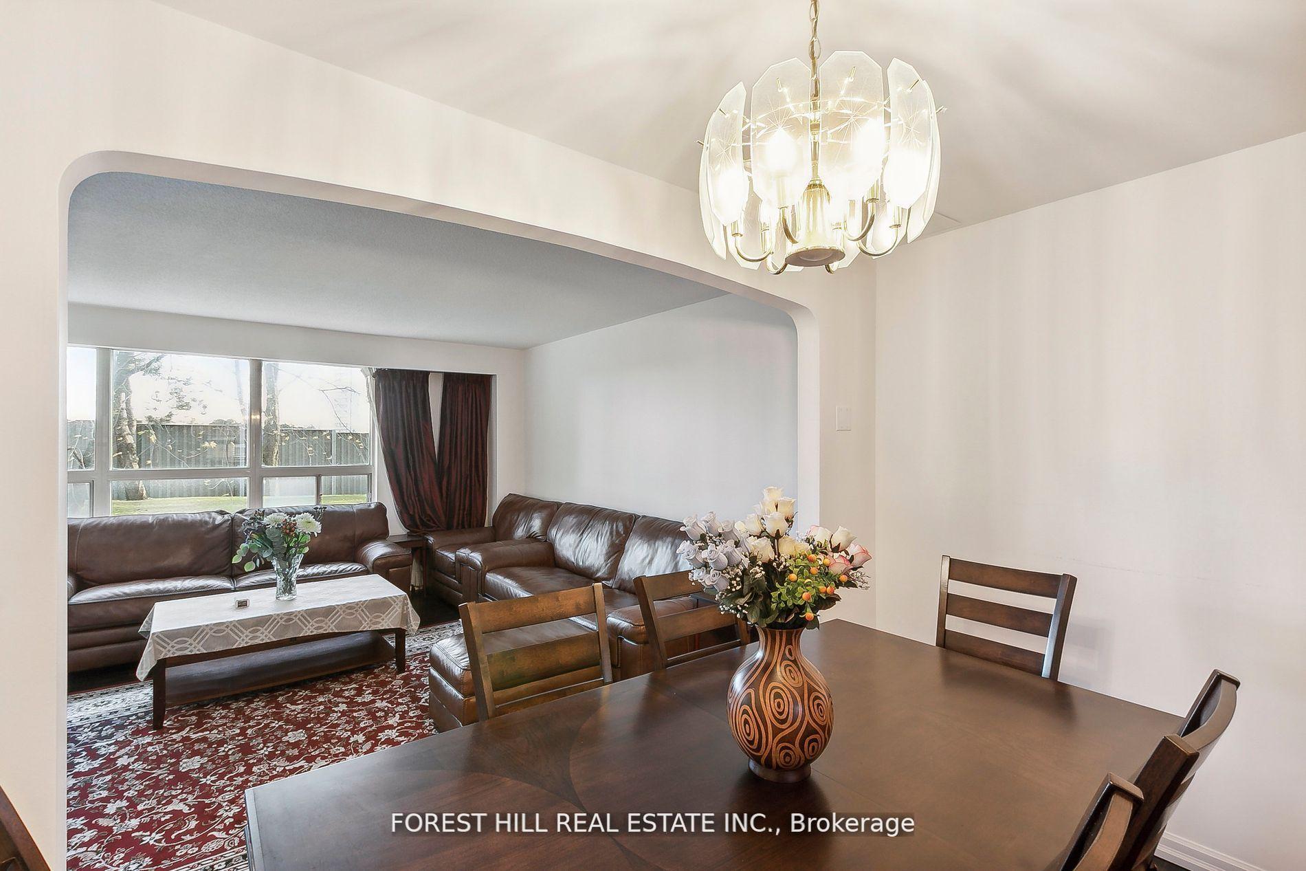 86 Village Greenway N/A