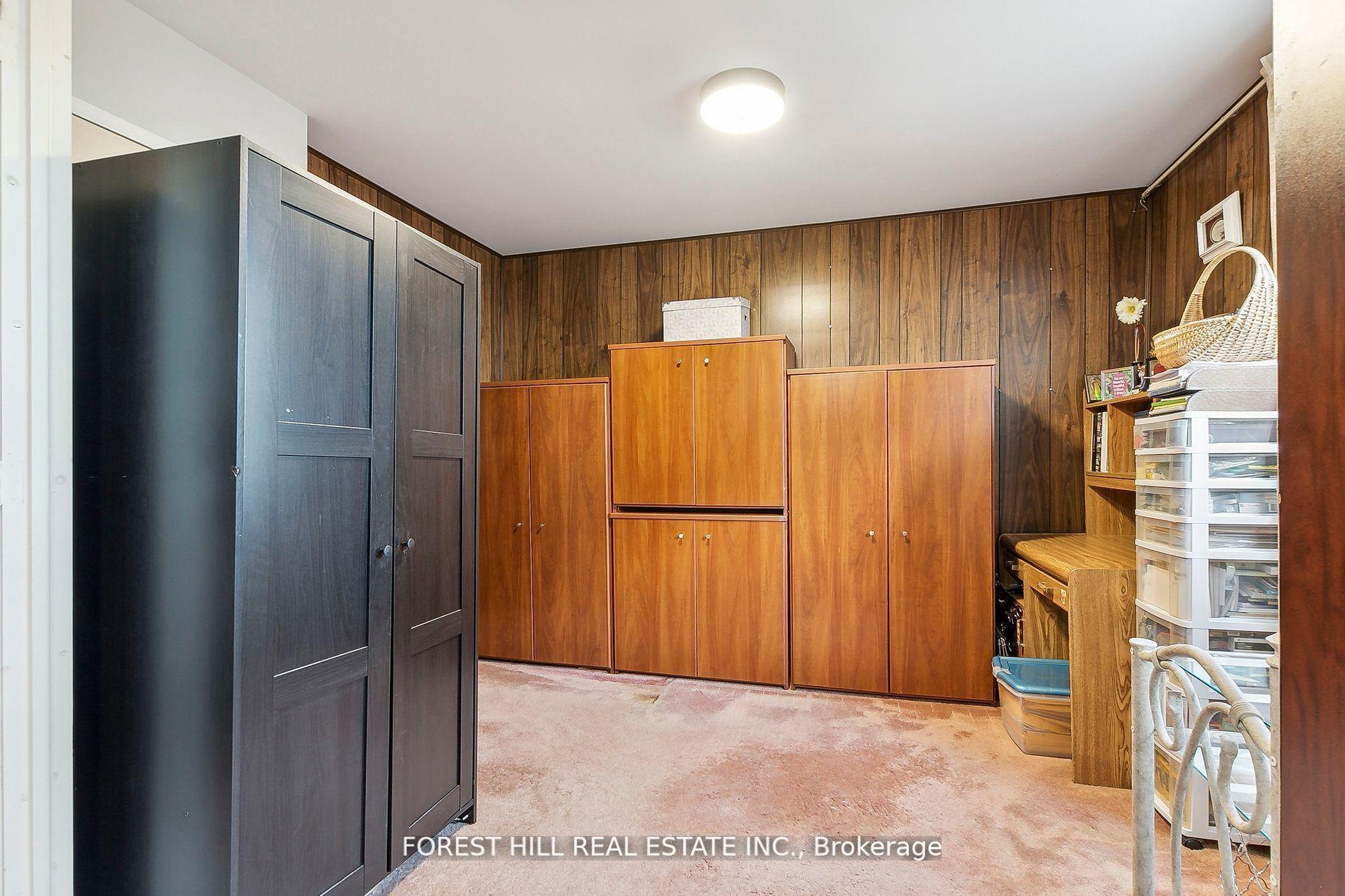 86 Village Greenway N/A