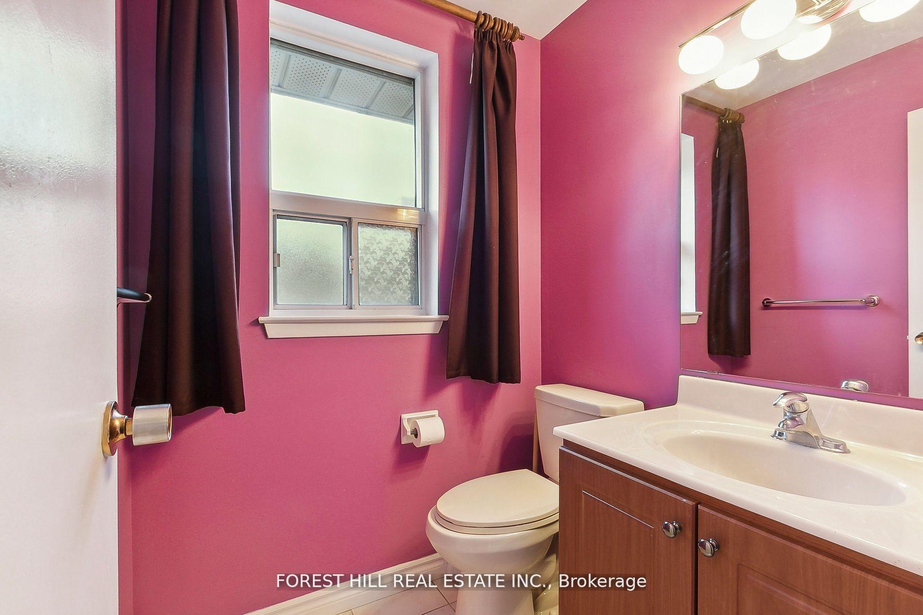 86 Village Greenway N/A