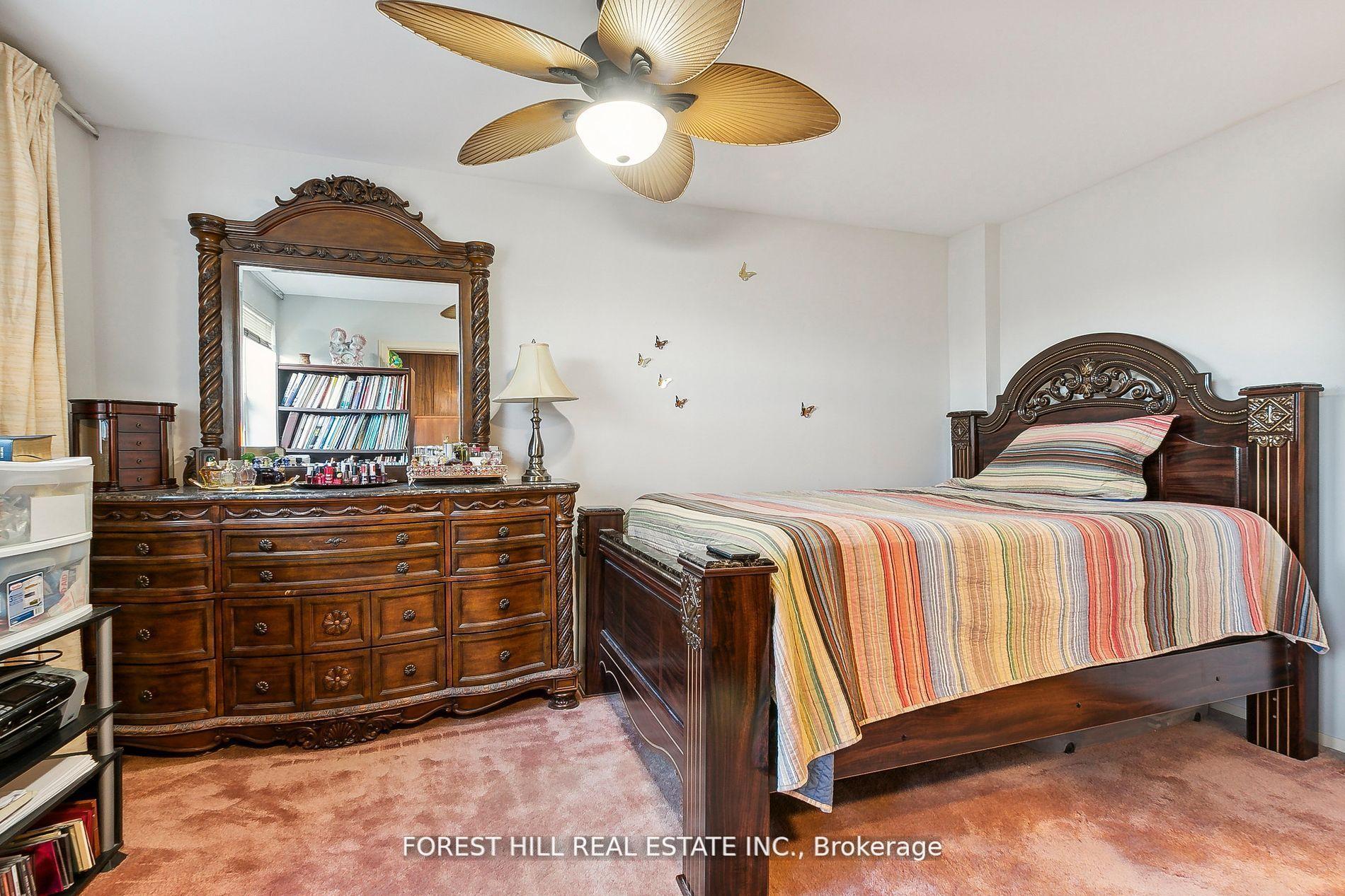 86 Village Greenway N/A