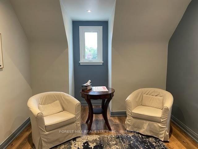 311 Sheppard Avenue E Upper