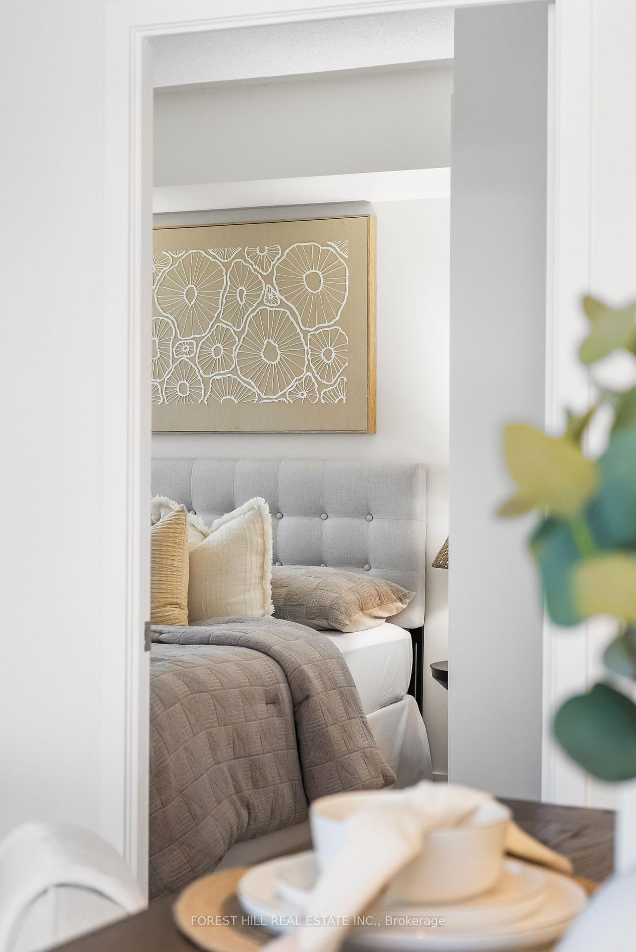 25 Telegram Mews N/A 5002