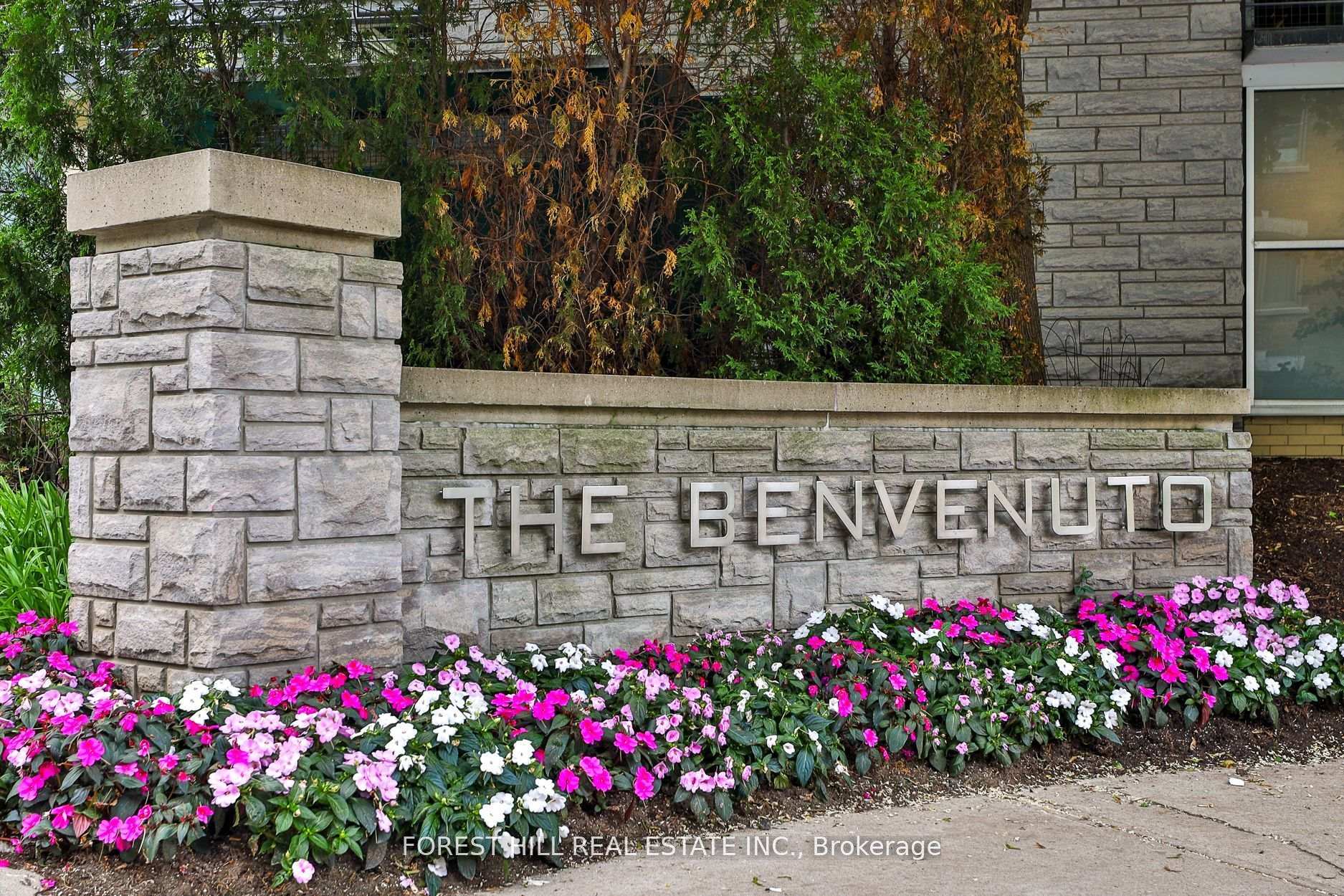 1 Benvenuto Place 129