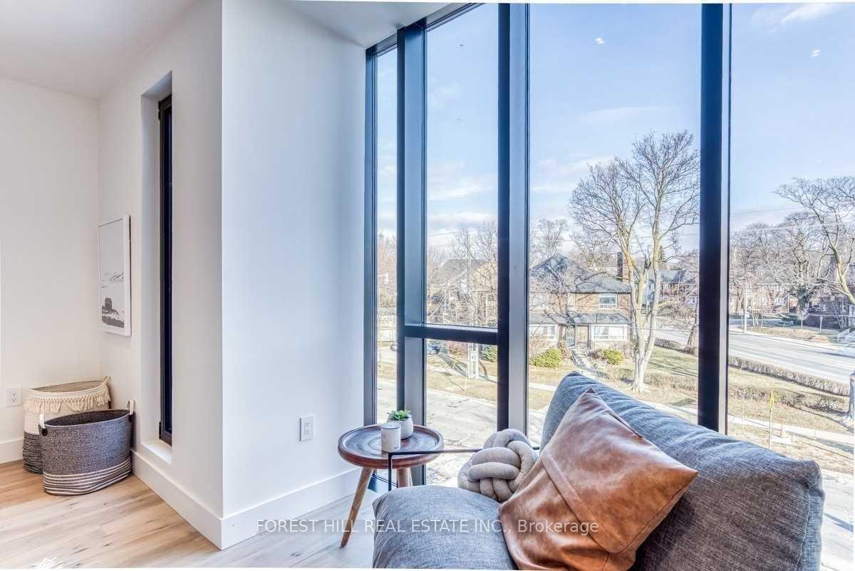 143 Chaplin Crescent