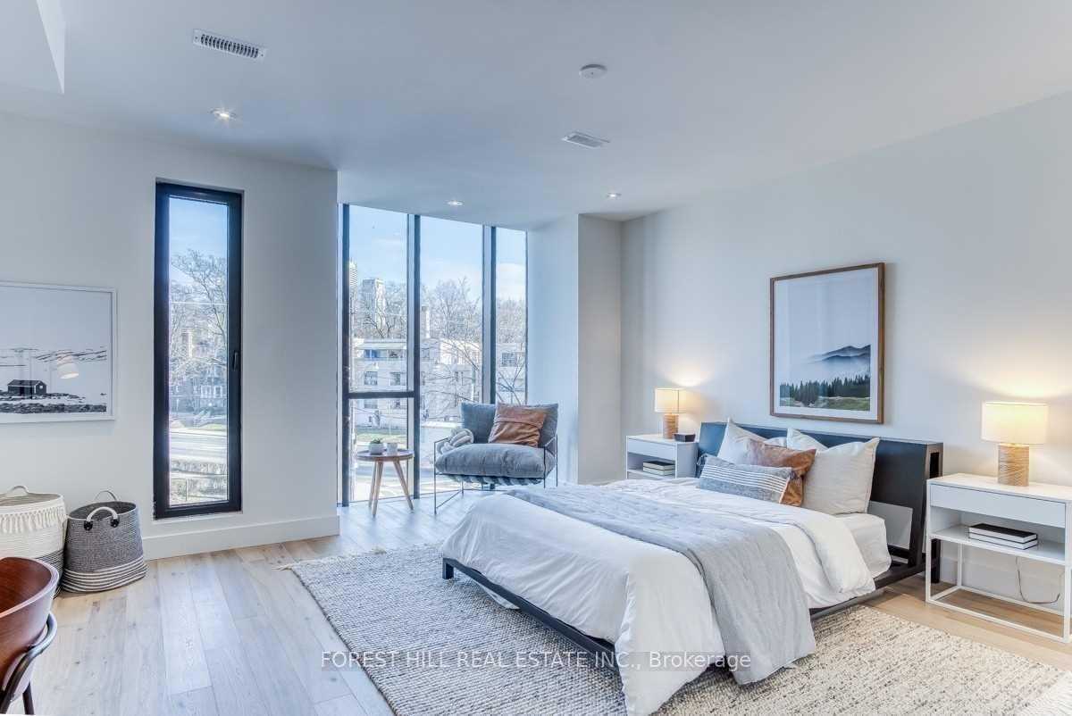 143 Chaplin Crescent