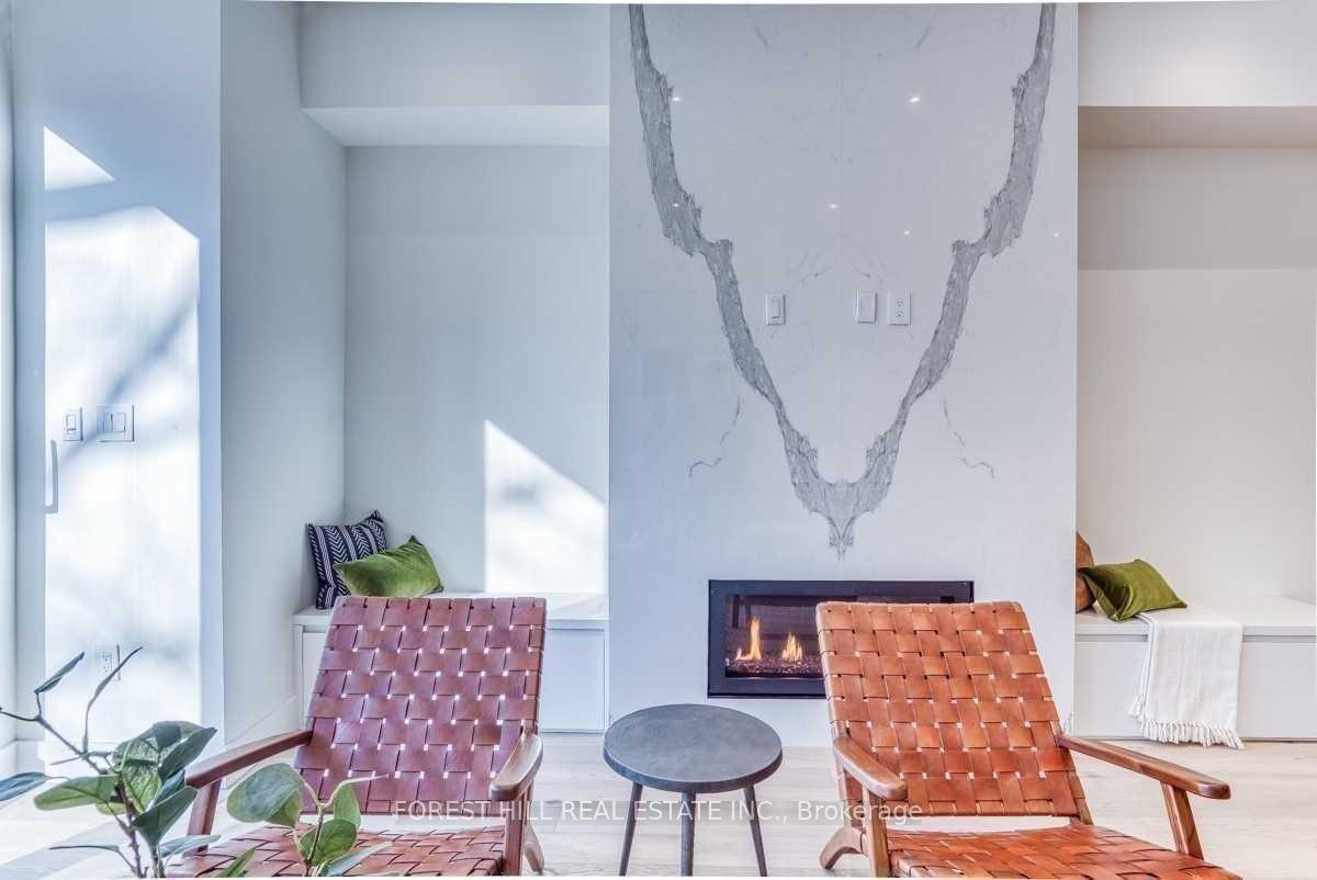 143 Chaplin Crescent