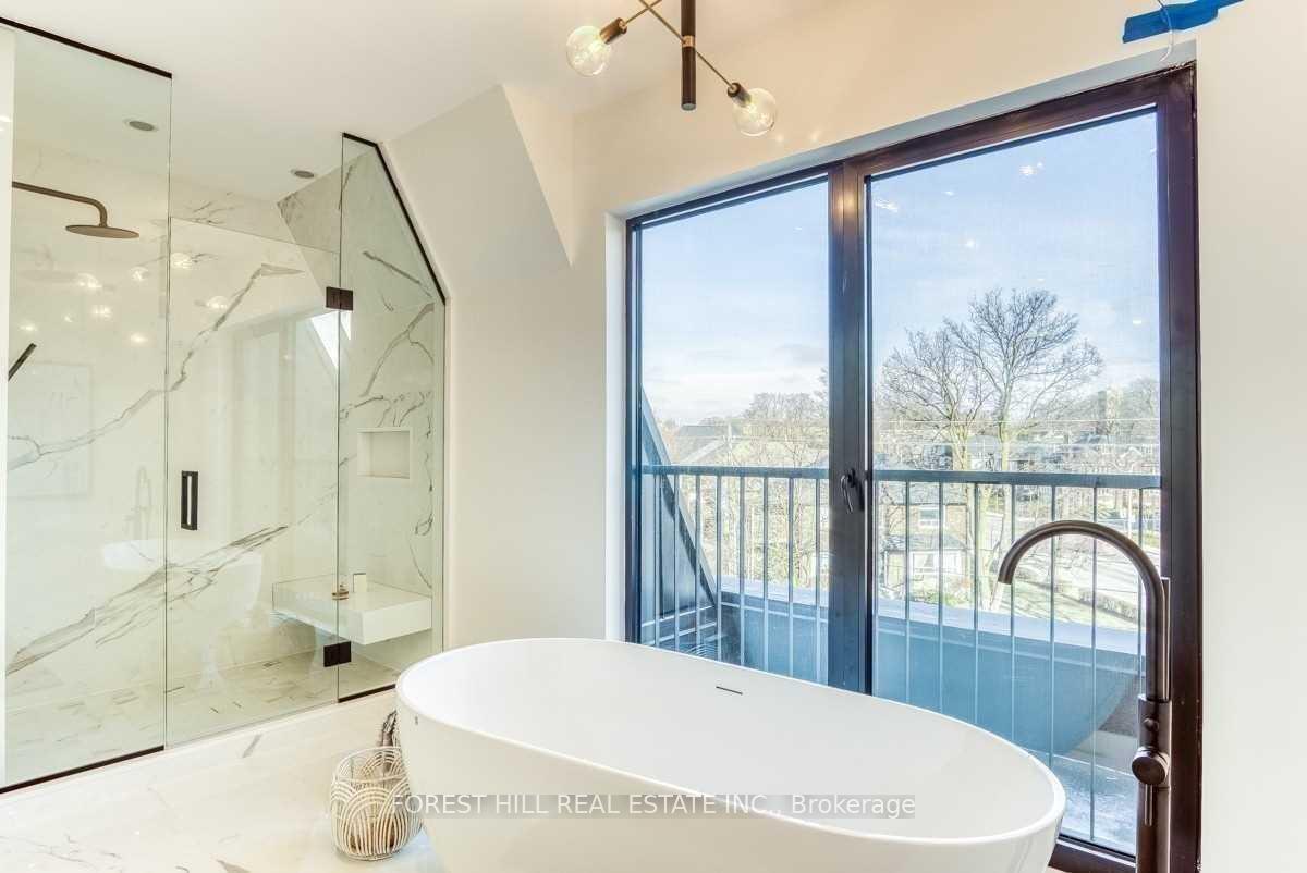 143 Chaplin Crescent