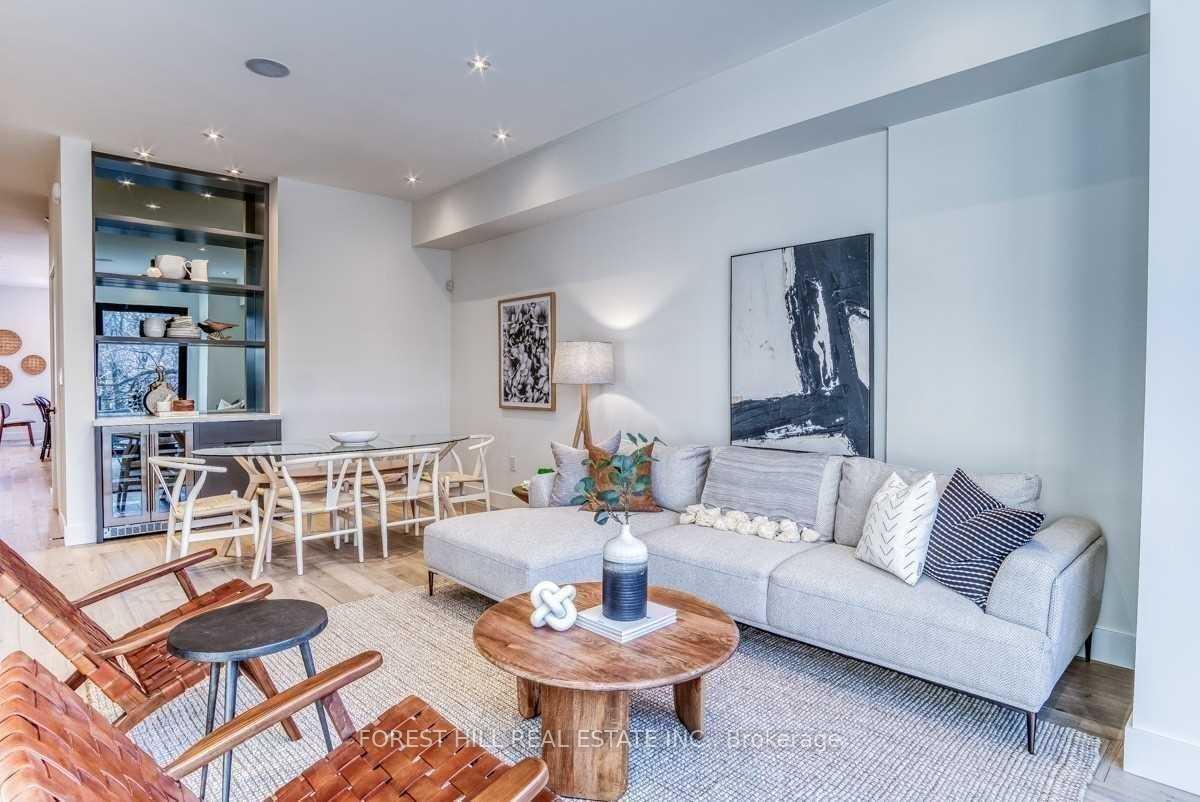 143 Chaplin Crescent