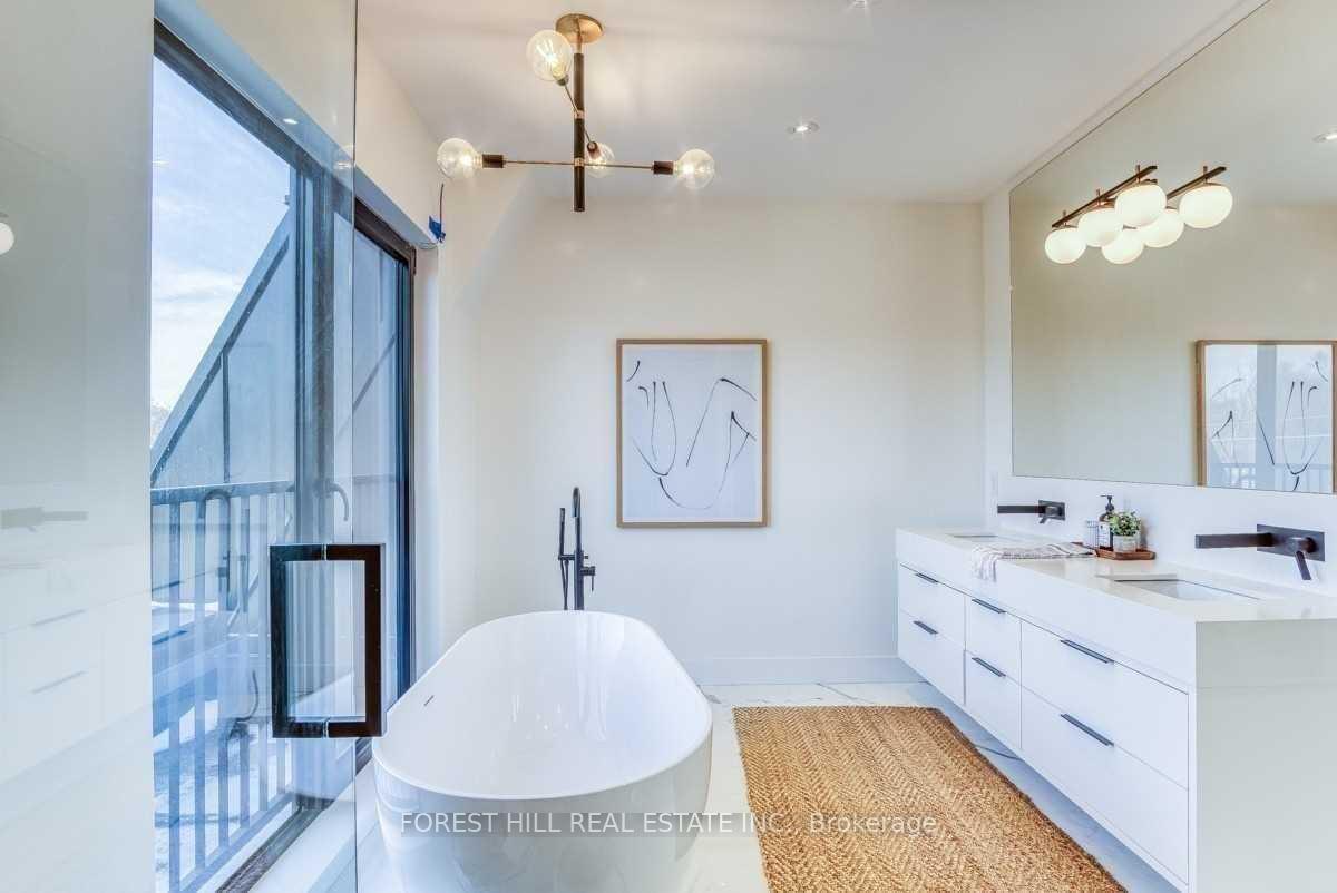 143 Chaplin Crescent