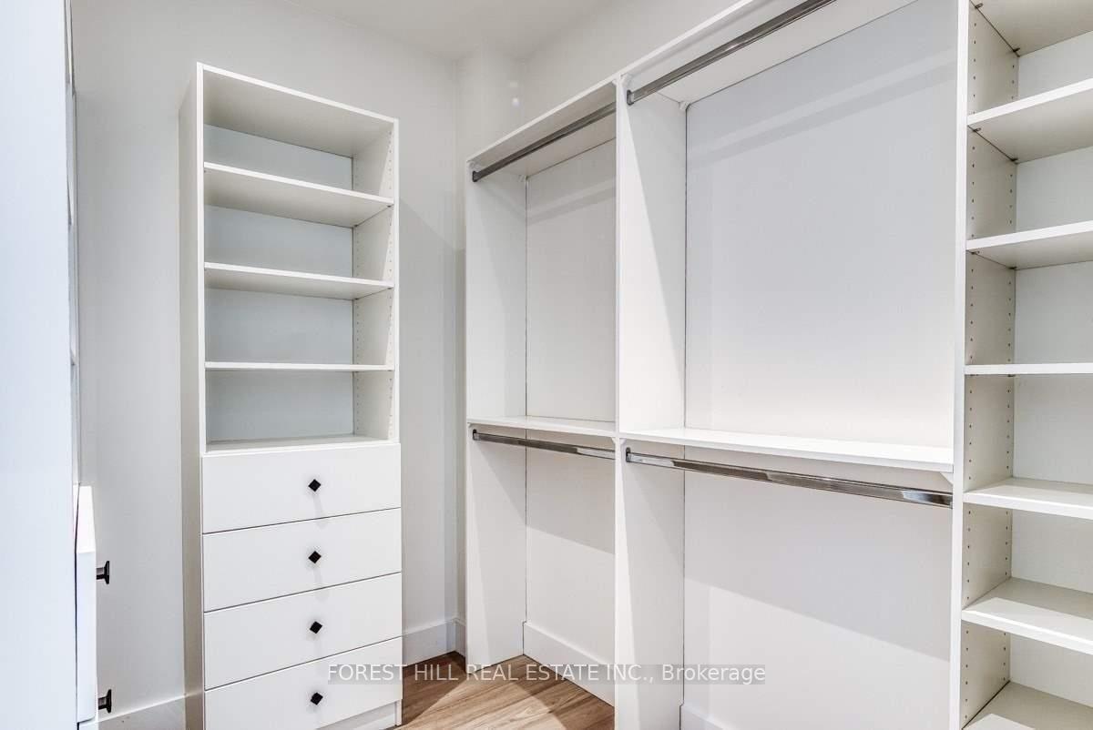 143 Chaplin Crescent