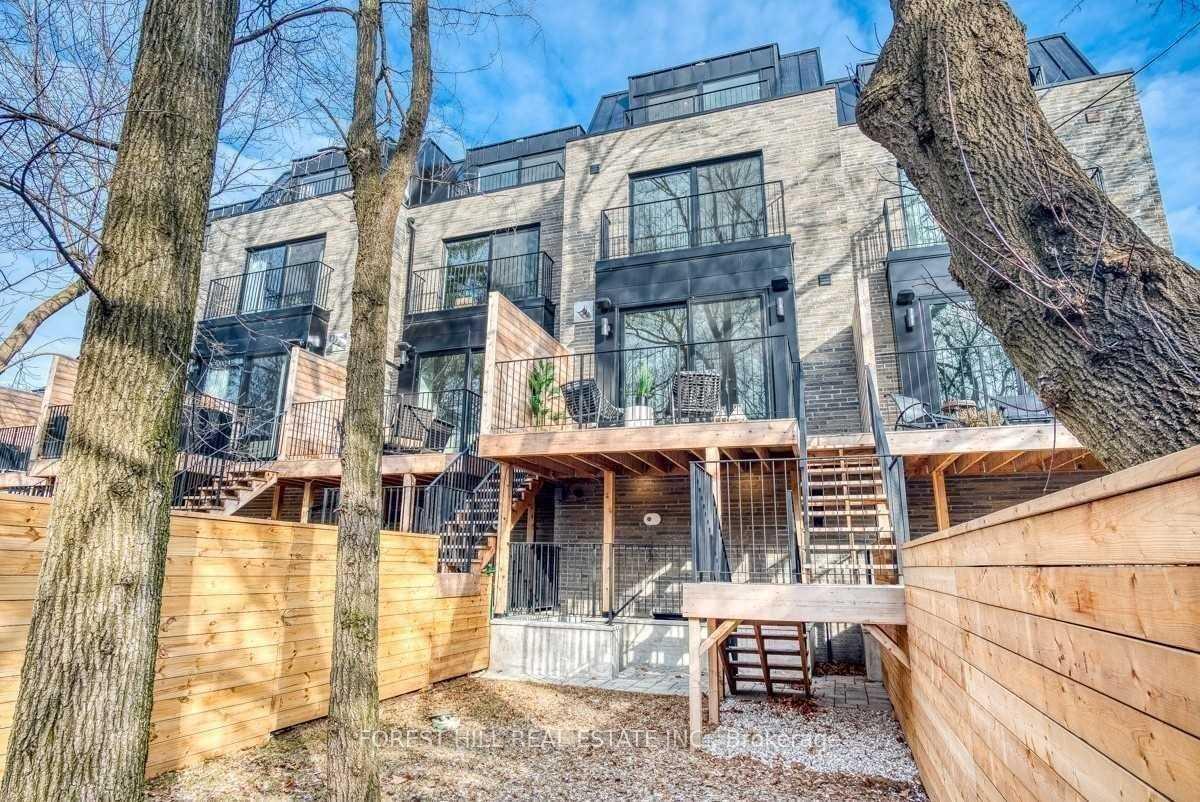 143 Chaplin Crescent