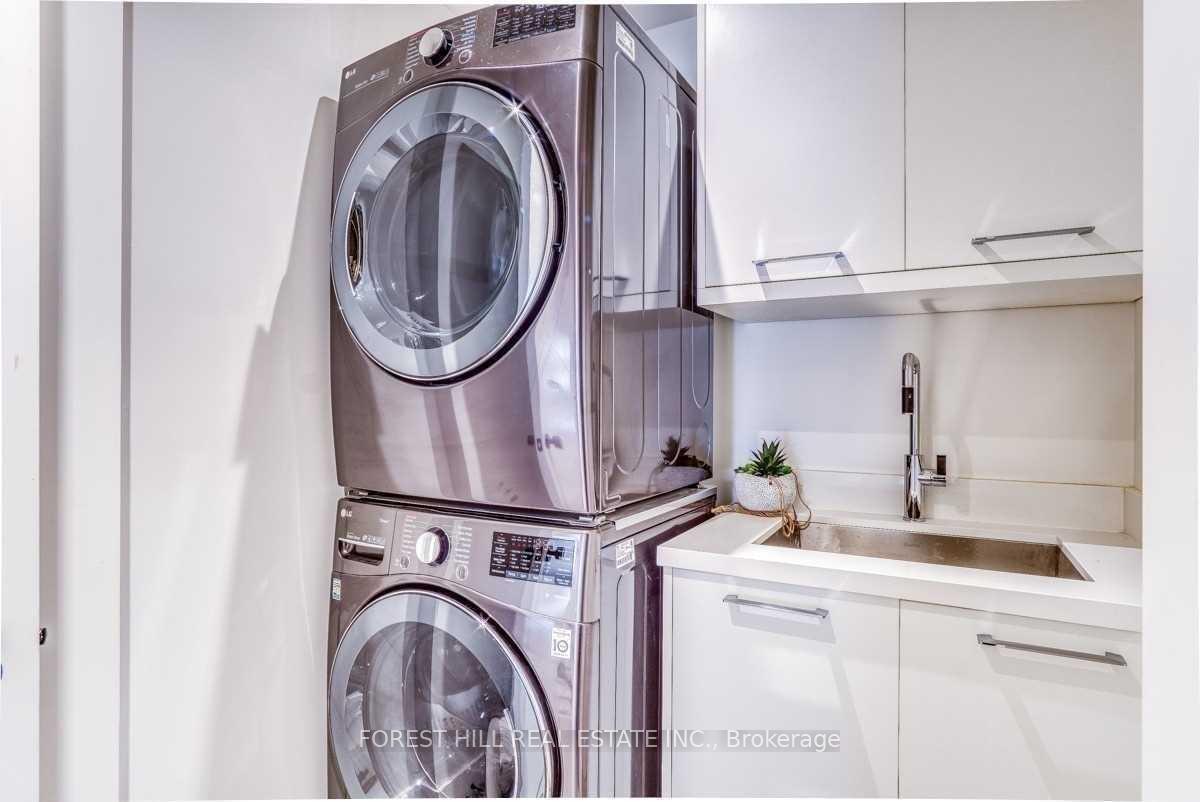 143 Chaplin Crescent