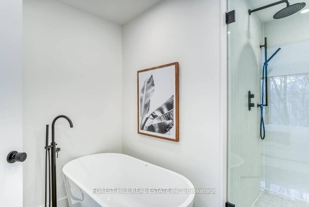 143 Chaplin Crescent