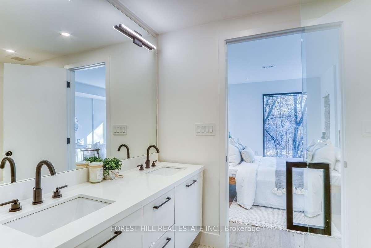 143 Chaplin Crescent