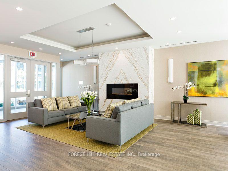 525 Wilson Avenue 1019