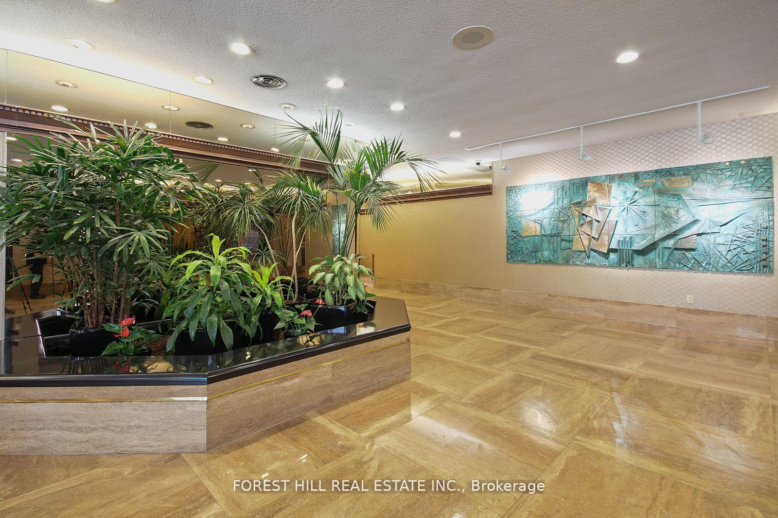 130 Carlton Street 1101