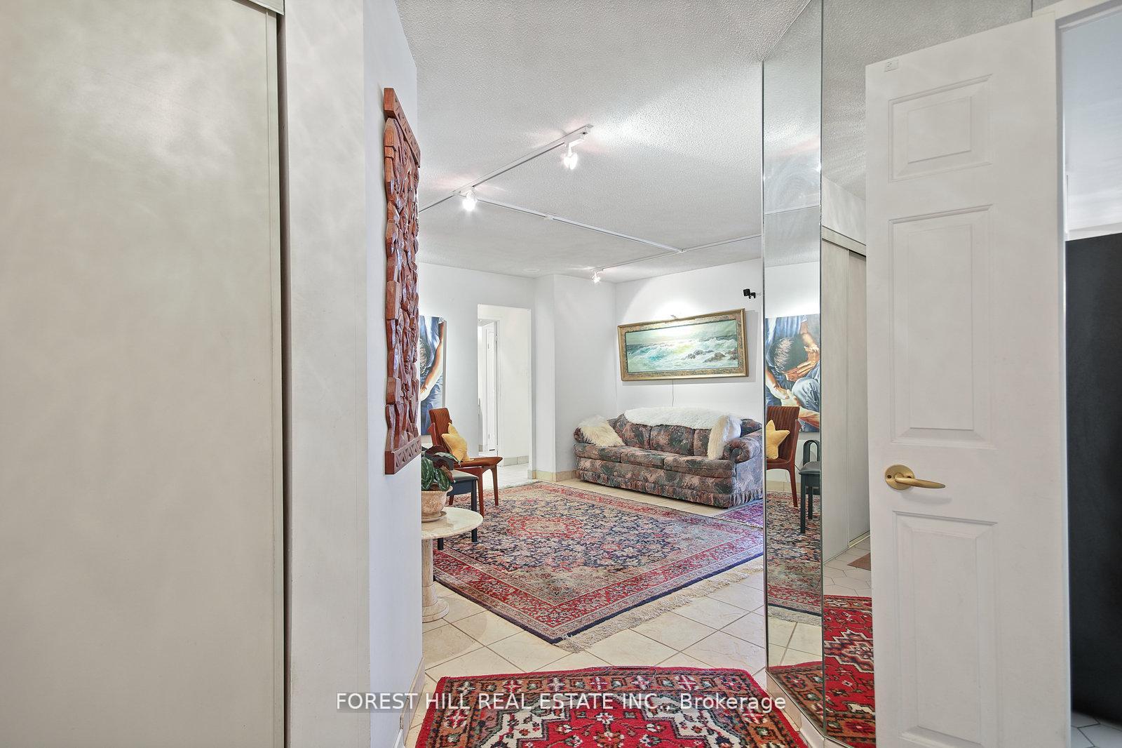 130 Carlton Street 1101