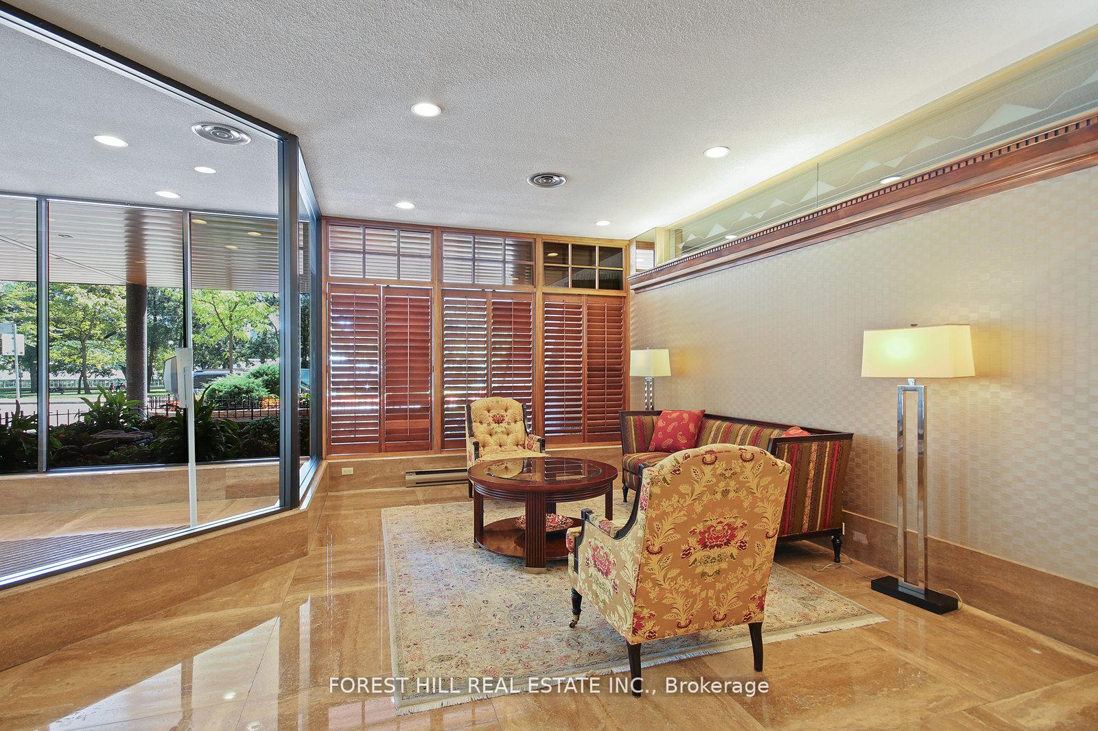 130 Carlton Street 1101