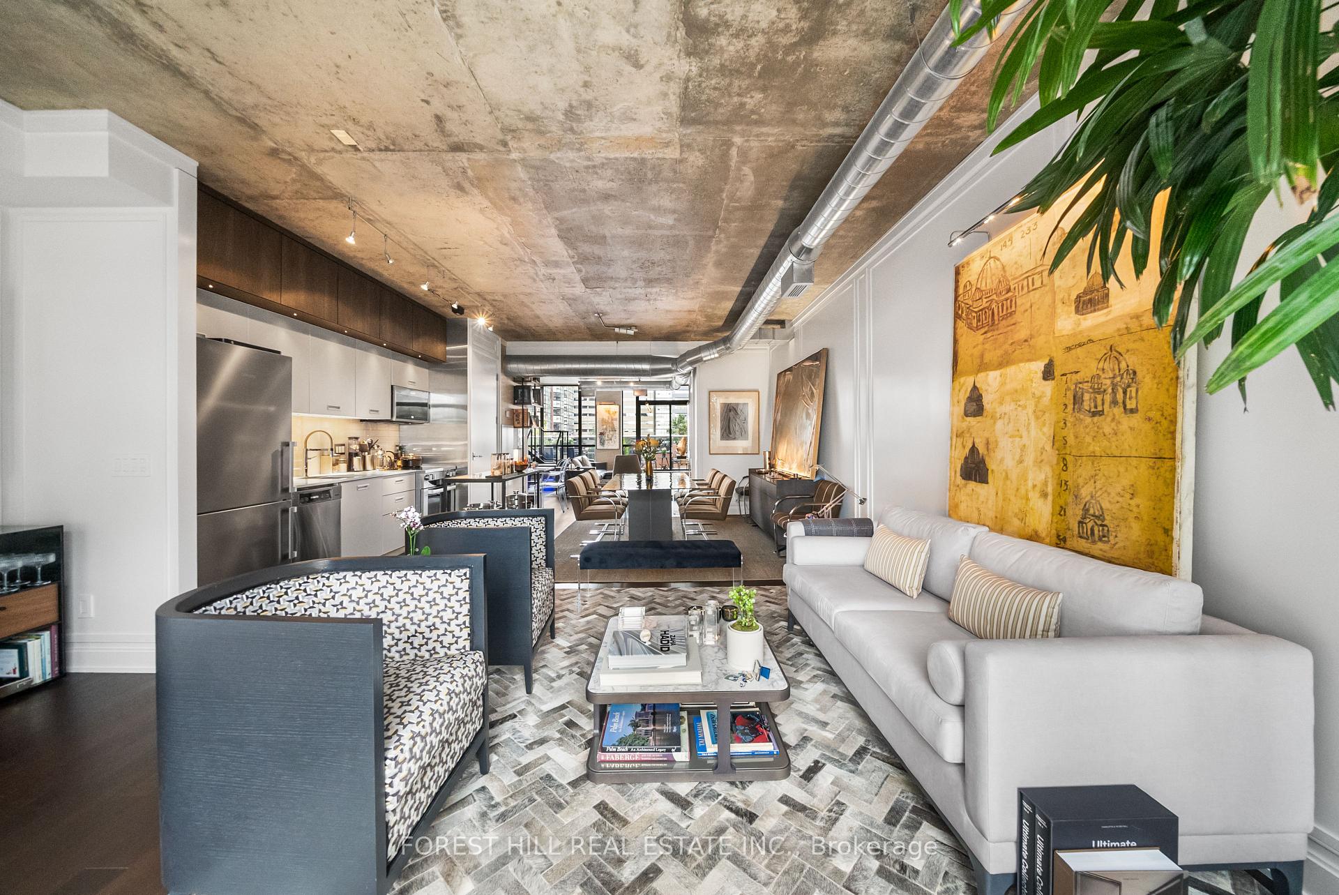 62 Niagara Street 519