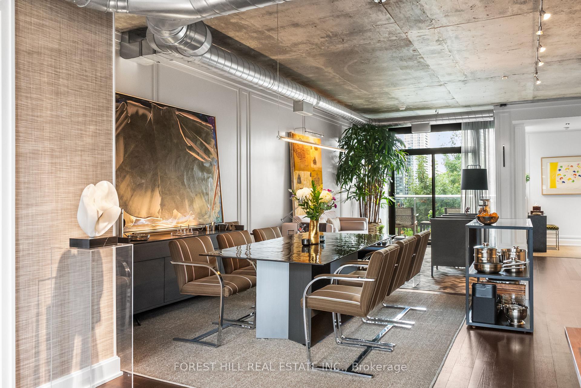 62 Niagara Street 519