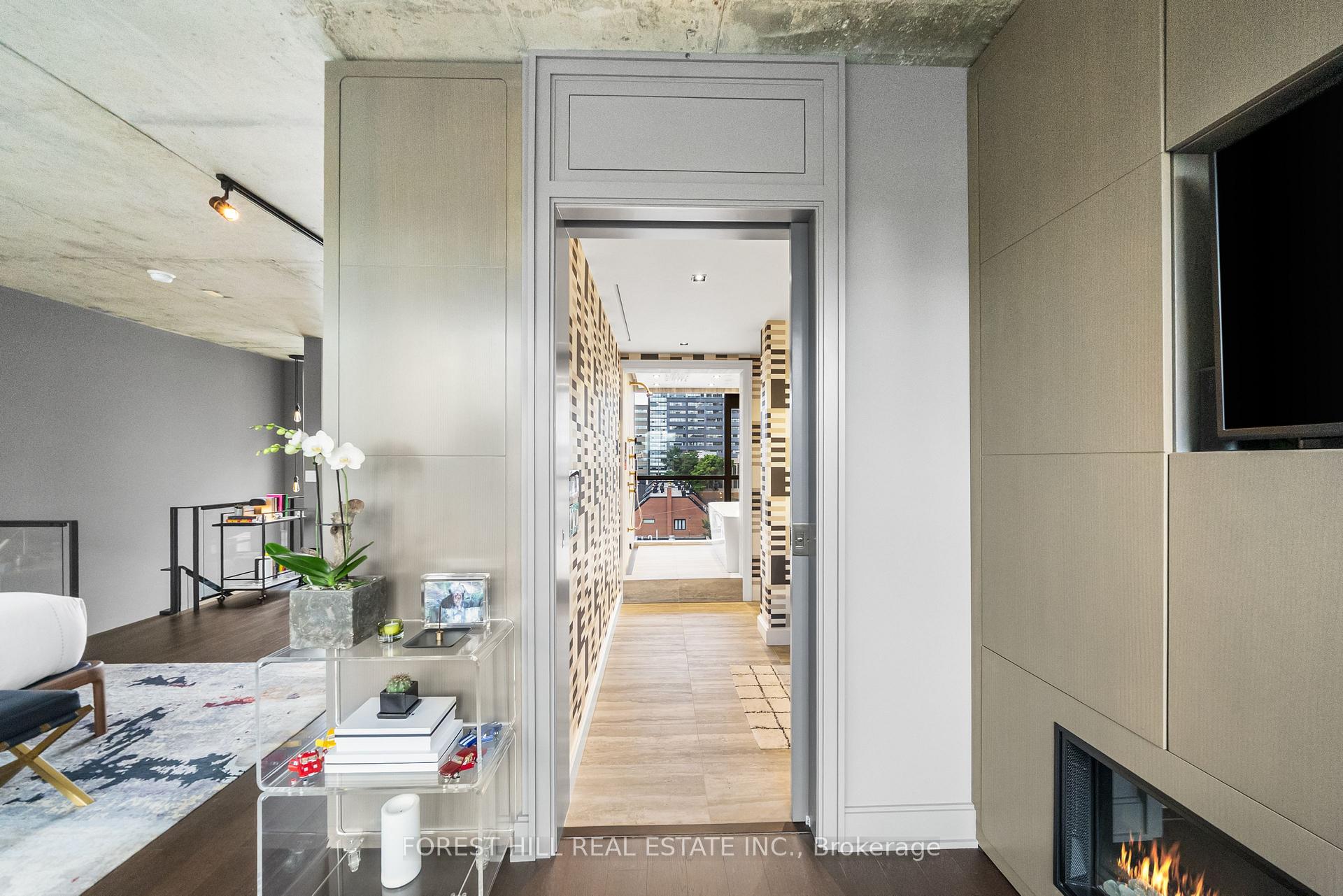 62 Niagara Street 519