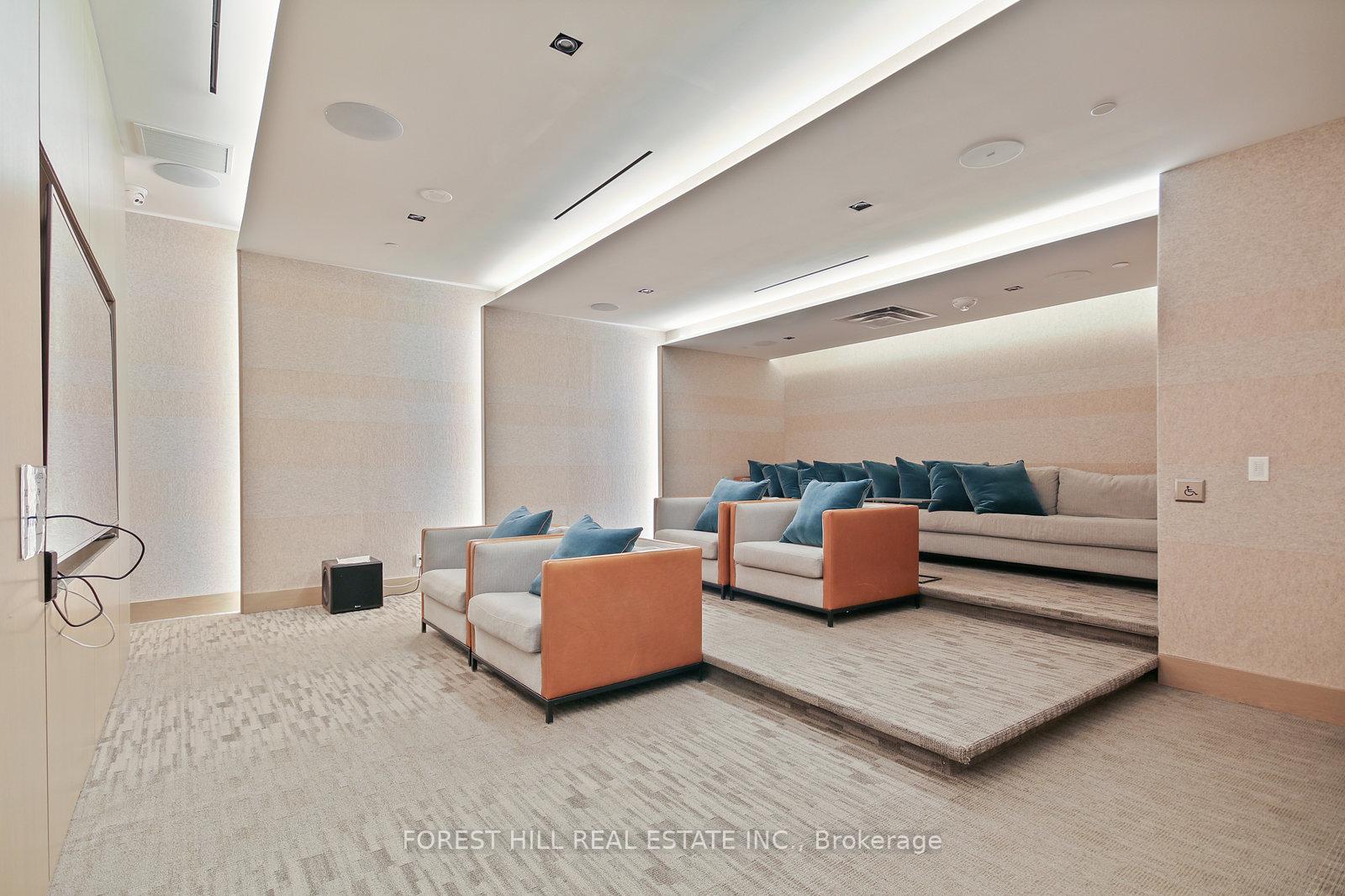 1 Edgewater Drive SPH #07